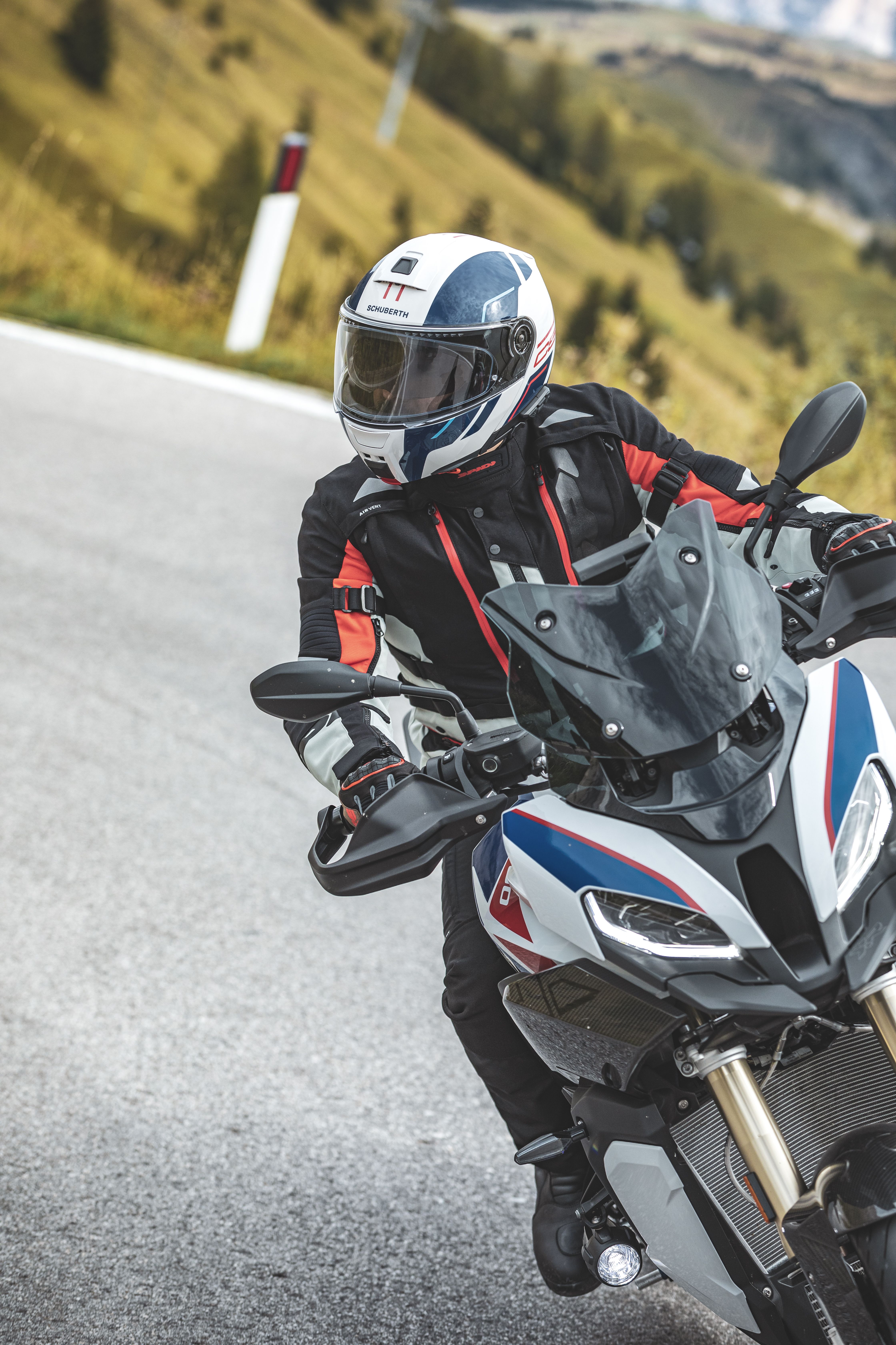Casco Schuberth C 5 2022