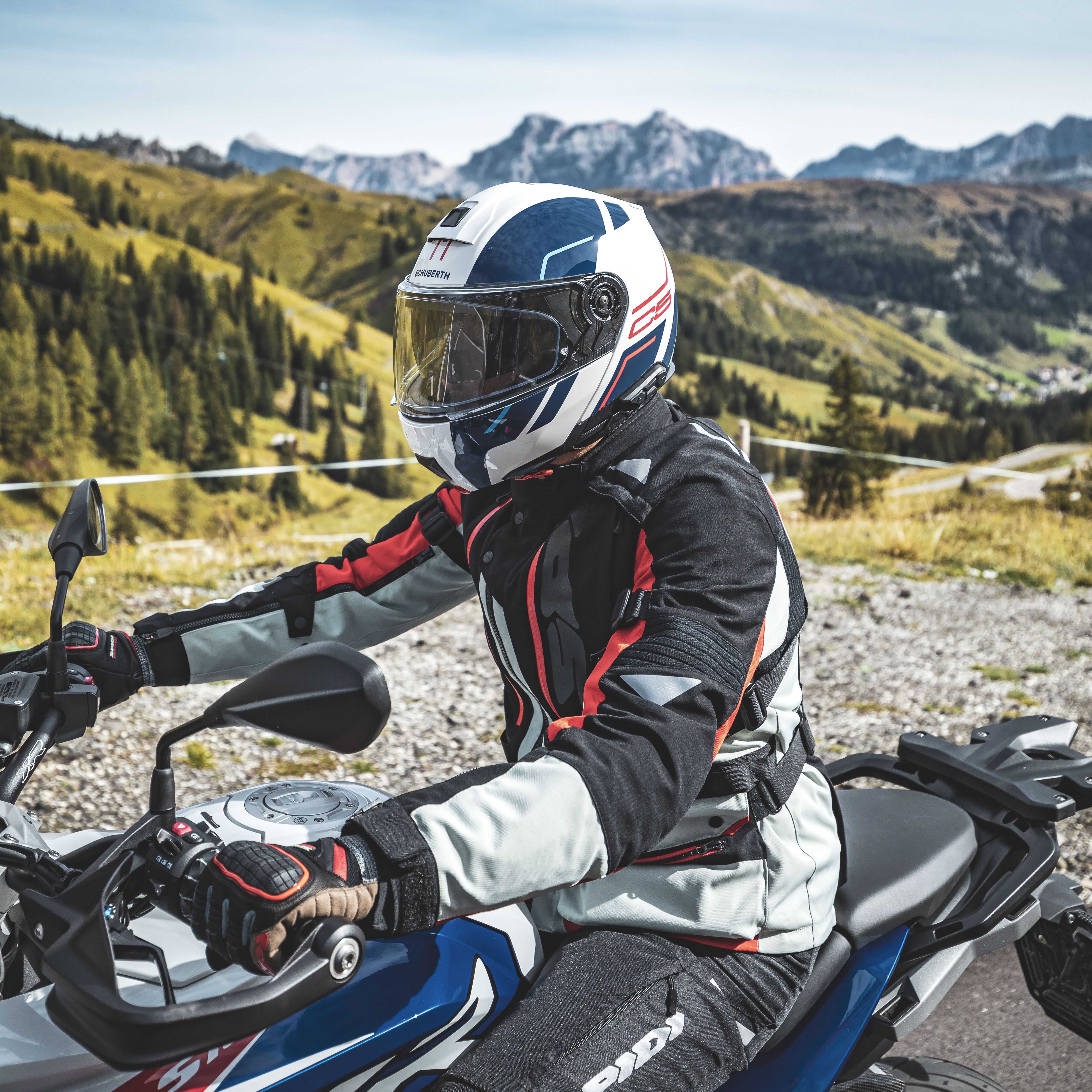 Casco Schuberth C 5 2022