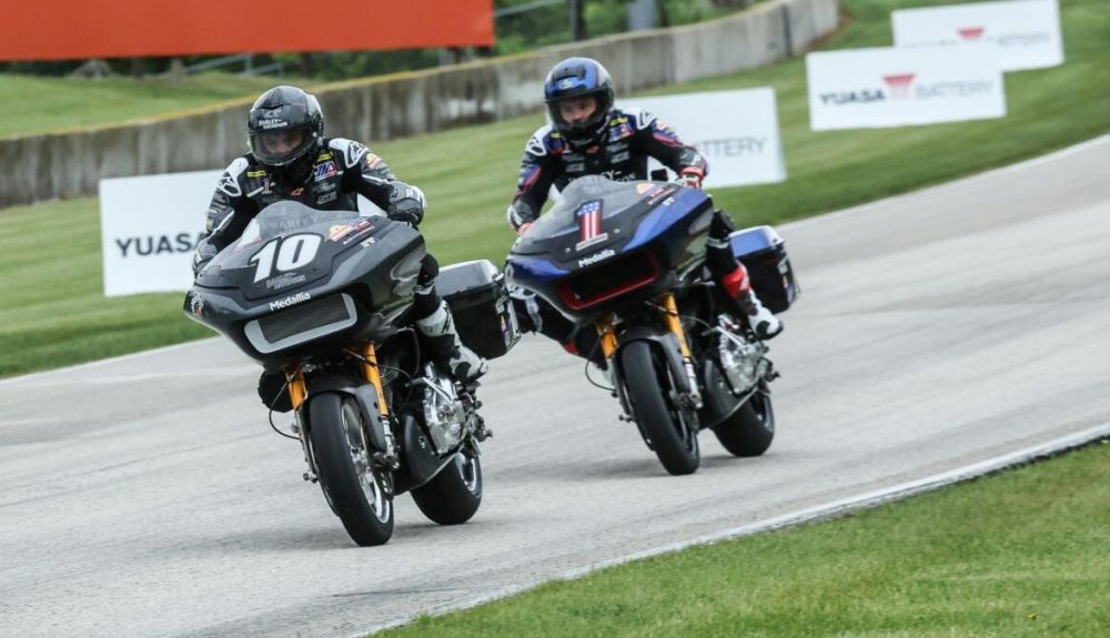 Travis Wyman y Kyle Wyman firmaron el doblete para Harley Davidson Travis Wyman y Kyle Wyman firmaron el doblete para Harley Davidson