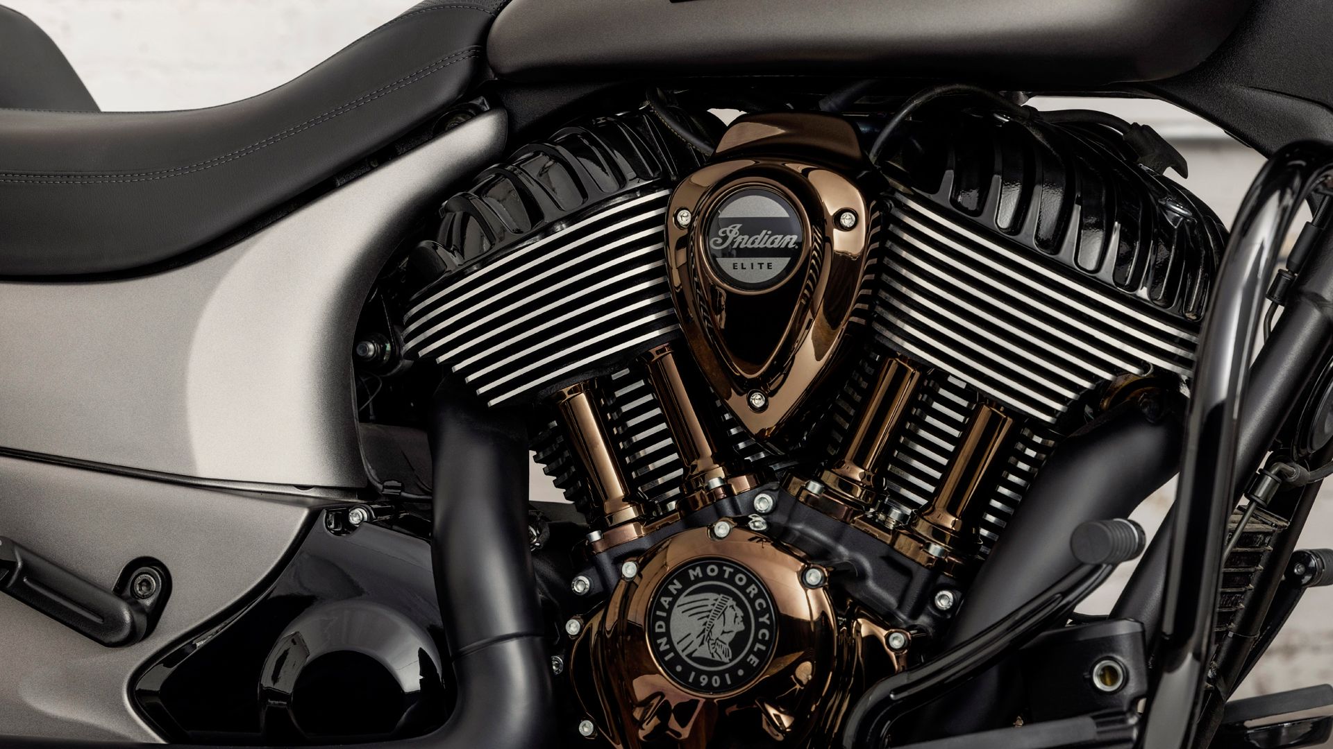 Inidian Chieftain Elite 2022 Detalles (2)