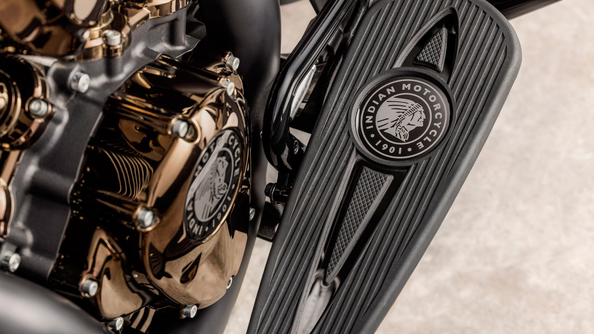 Inidian Chieftain Elite 2022 Detalles (6)