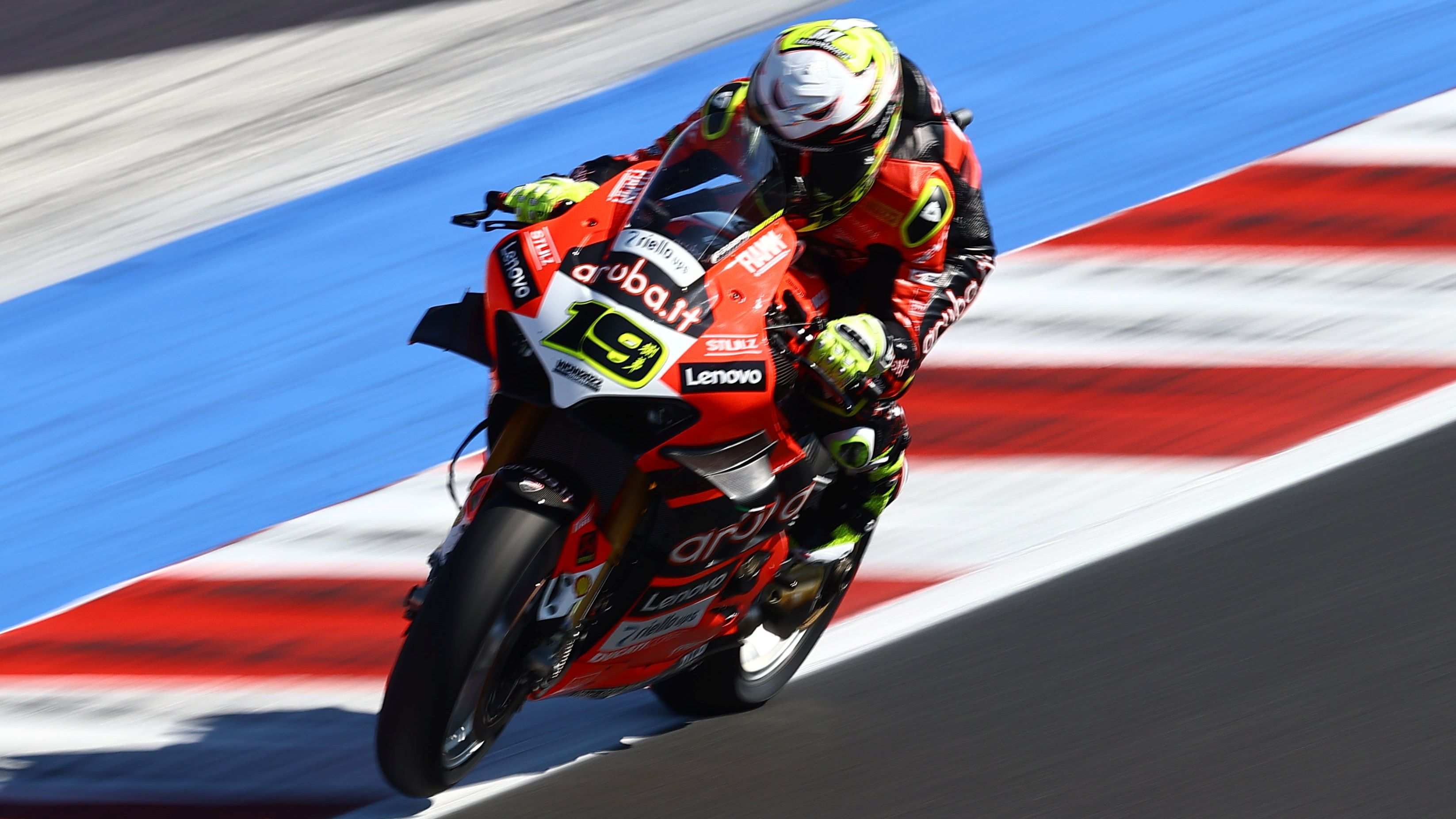 Victoria incontestable de Álvaro Bautista en Misano