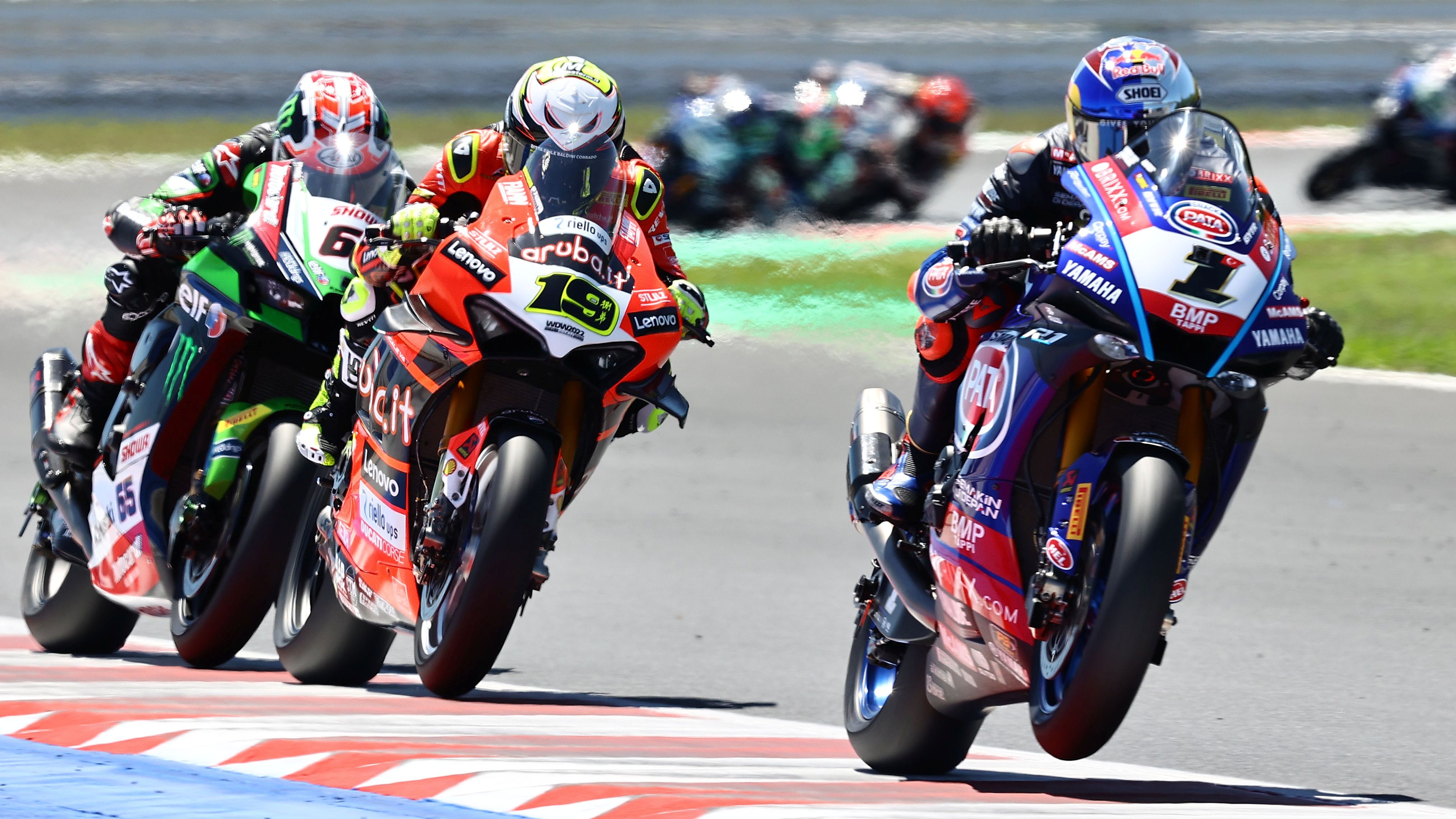 Toprak Razgatlioglu seguido por Álvaro Bautista y Jonathan Rea