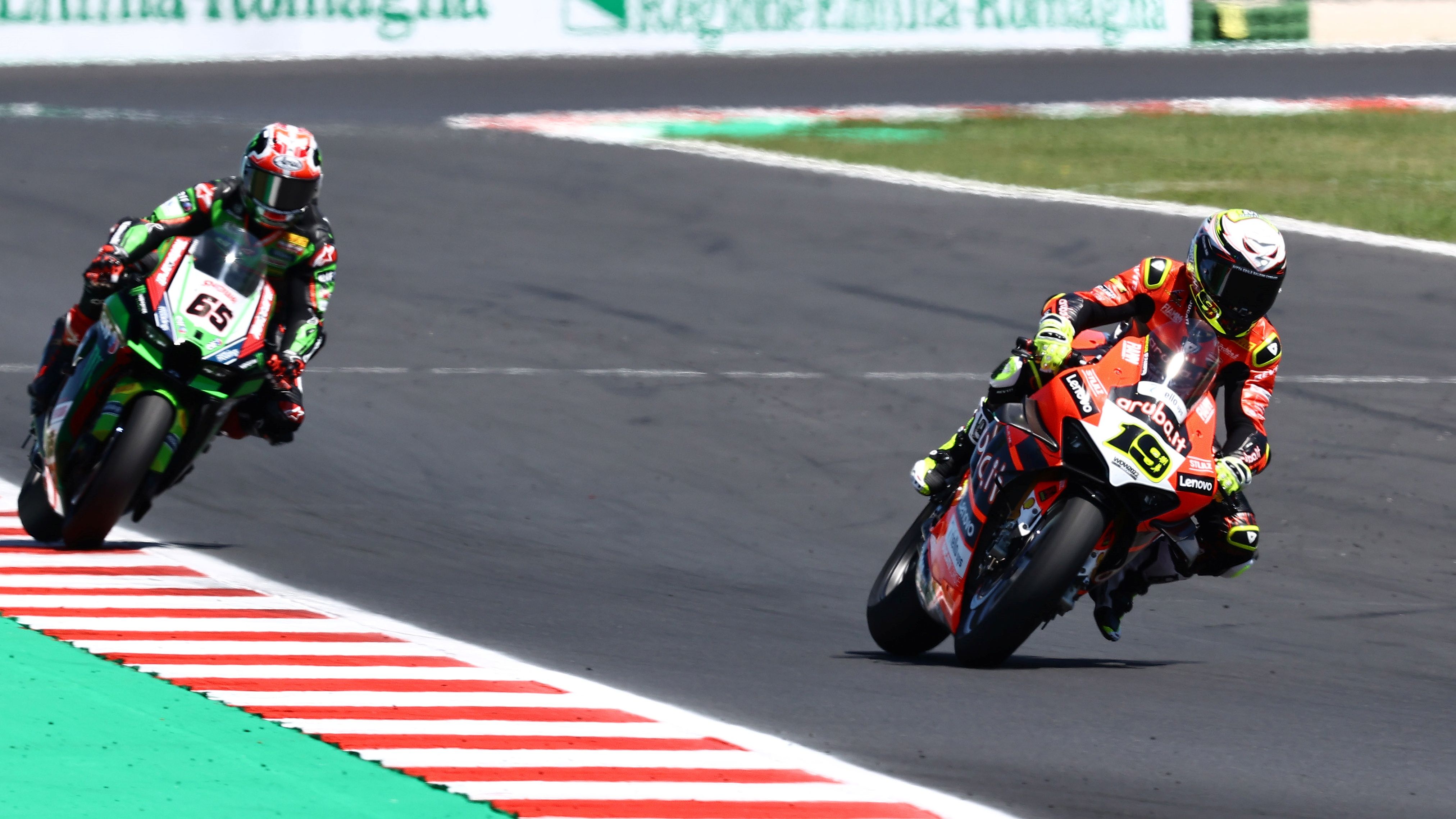 Álvaro Bautista se escapa de Jonathan Rea en la clasificación de Superbike 2022 tras Misano