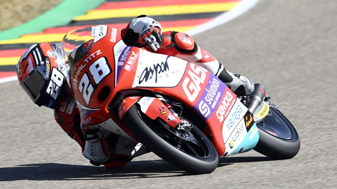Izan Guevara partirá desde la pole en el GP de Alemania.