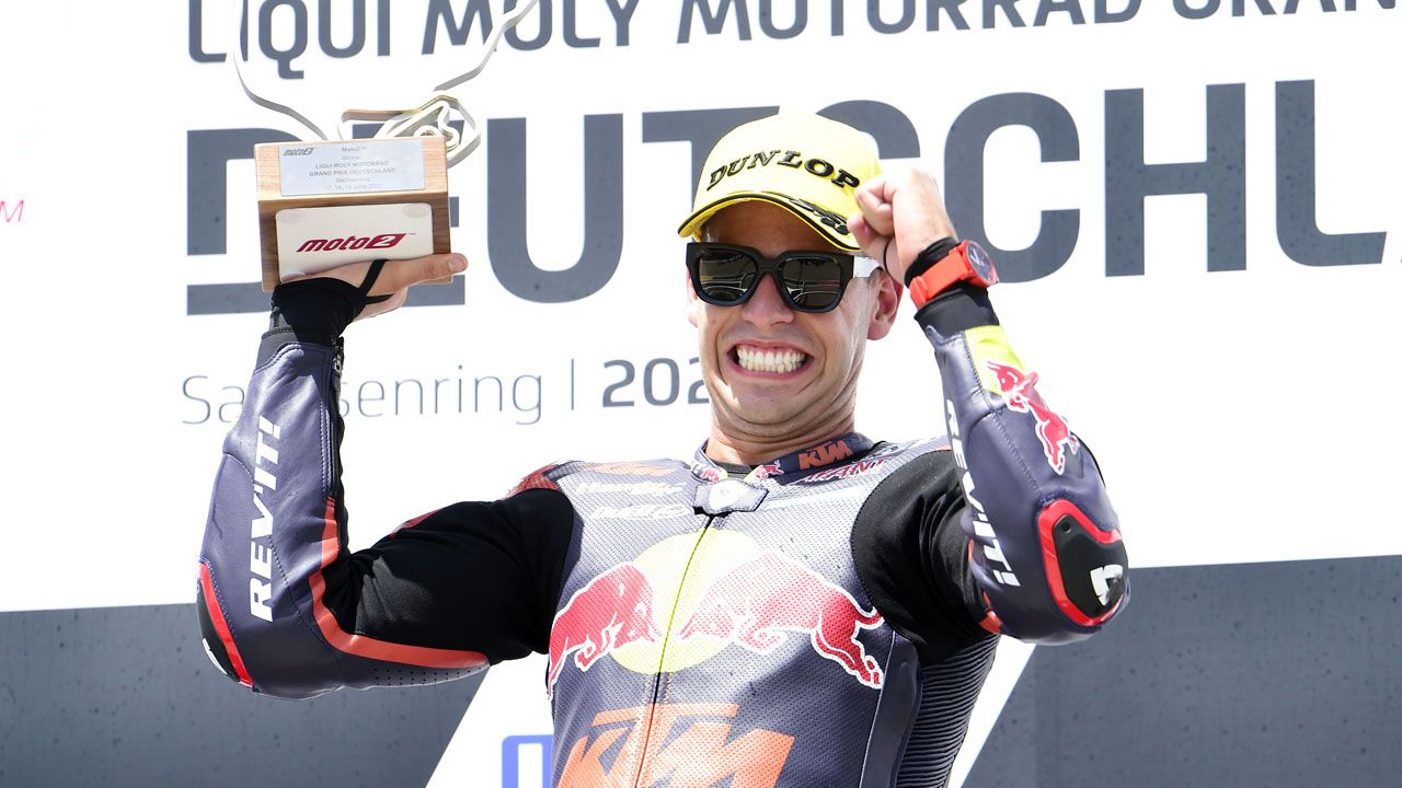 Augusto Fernández tras ganar en Sachsenring: “Ha sido la mejor carrera de mi vida”