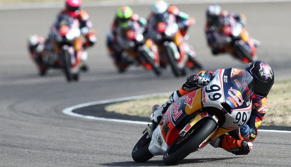 José Antonio Rueda se escapa en solitario en Sachsenring José Antonio Rueda se escapa en solitario en Sachsenring