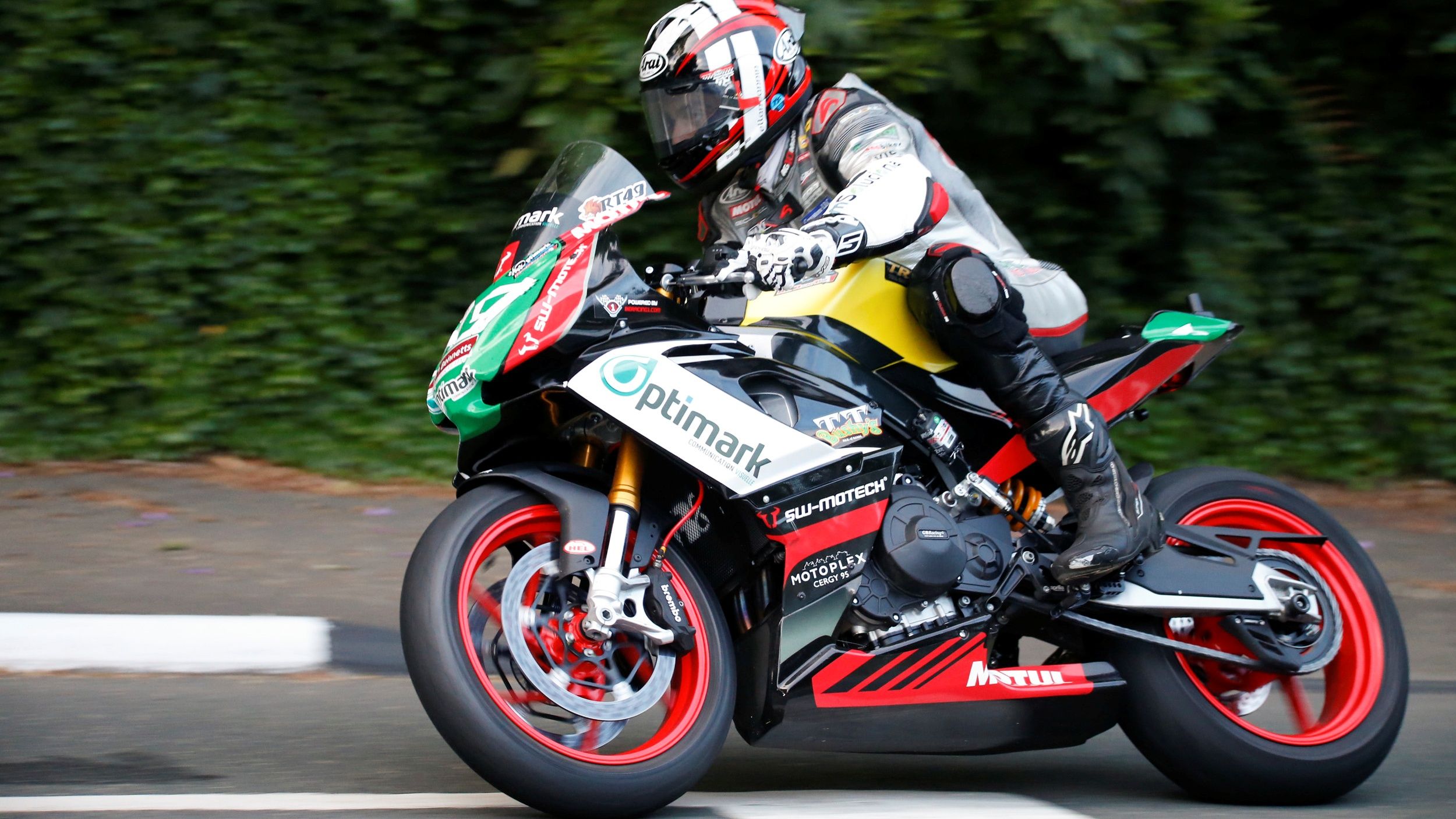 Raül Torras acabó 15º en el TT Supertwin 2022 con una Aprilia RS 660 casi de serie