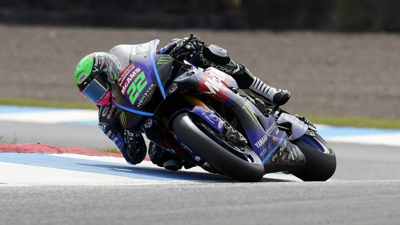 Jason O'Halloran se hizo con dos victorias en Knockhill para acercarse al liderato del BSB 2022