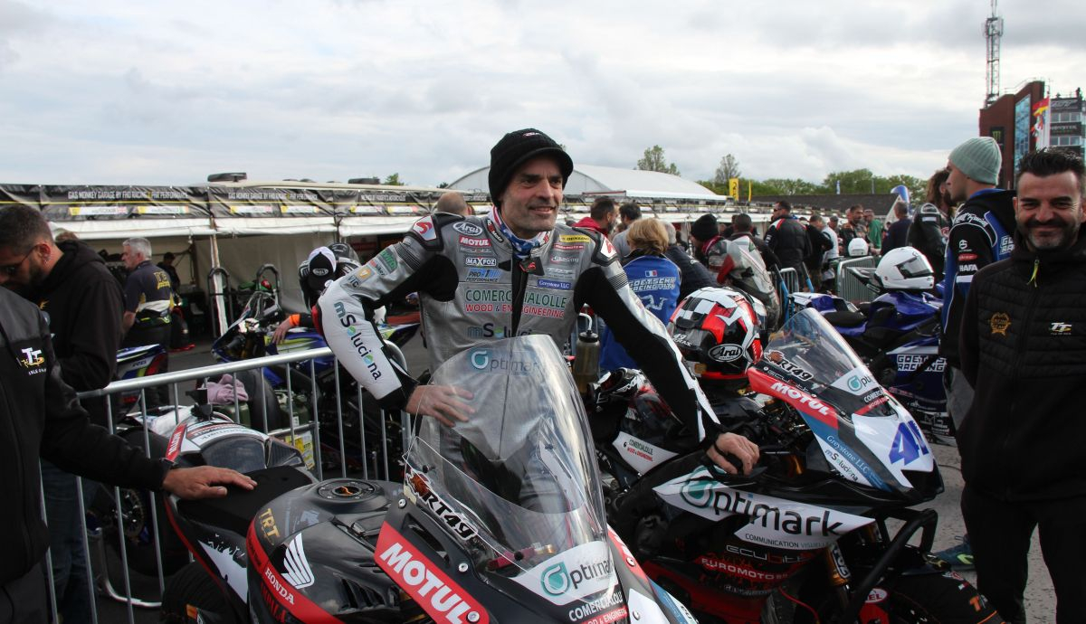 Raül Torras en el IOMTT 2022, foto Juan Segarra Pistola 6 Raül Torras en el IOMTT 2022, foto Juan Segarra Pistola 6