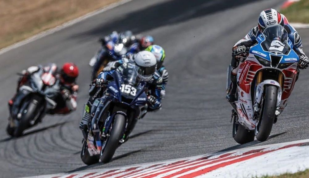 Alan Techer comanda seguido por Valentin Debise Alan Techer comanda seguido por Valentin Debise