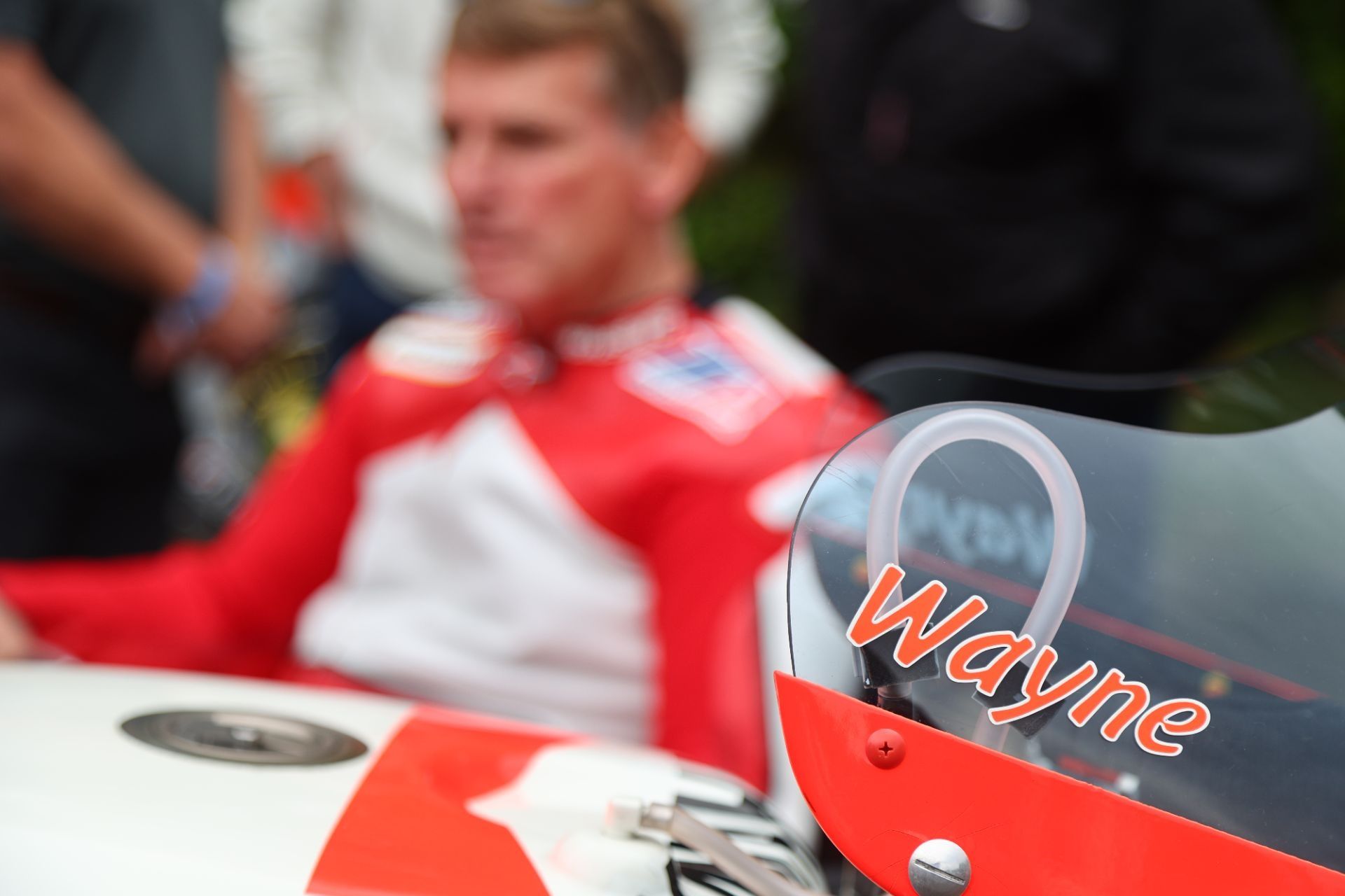 Wayne Rainey con la Yamaha YZR500 en el Goodwood FOS 2022 foto 06