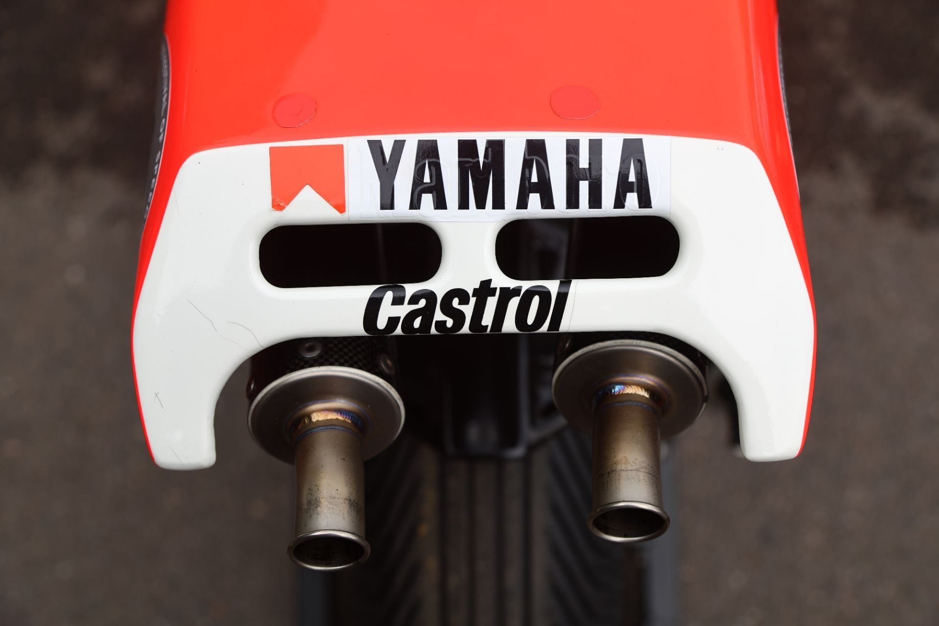 Wayne Rainey con la Yamaha YZR500 en el Goodwood FOS 2022 foto 20