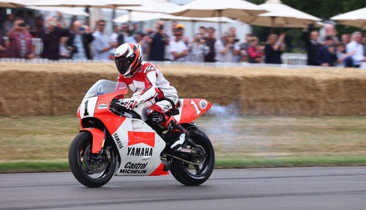Wayne Rainer Vídeo: Wayne Rainey pilota su Yamaha YZR500 en Goodwood FOS