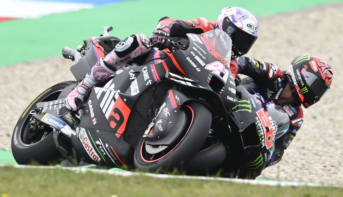Fabio Quartararo se cae e impacta con Aleix Espargaró, MotoGP Assen 2022 Fabio Quartararo se cae e impacta con Aleix Espargaró, MotoGP Assen 2022