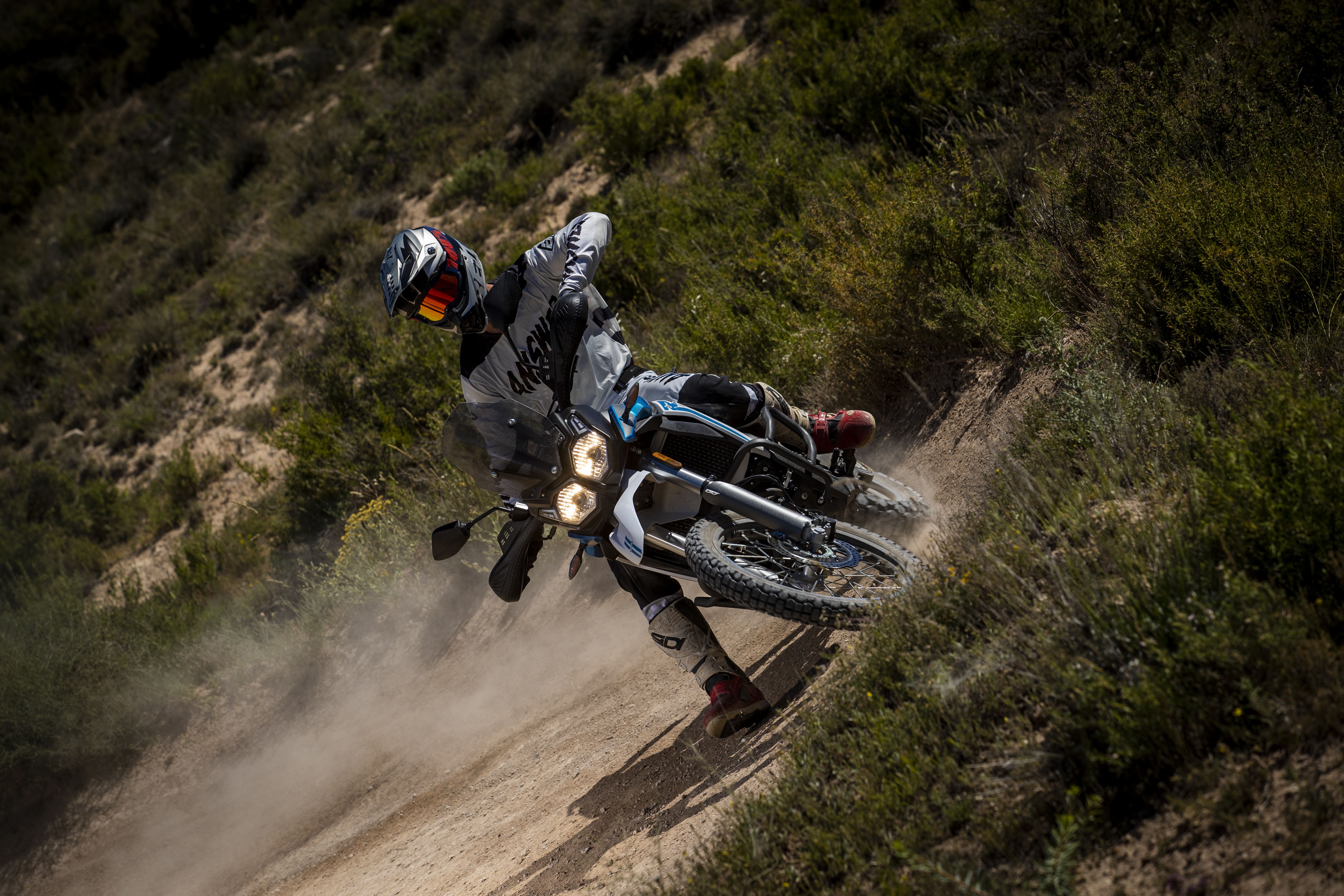 Vogue Rally 300 114