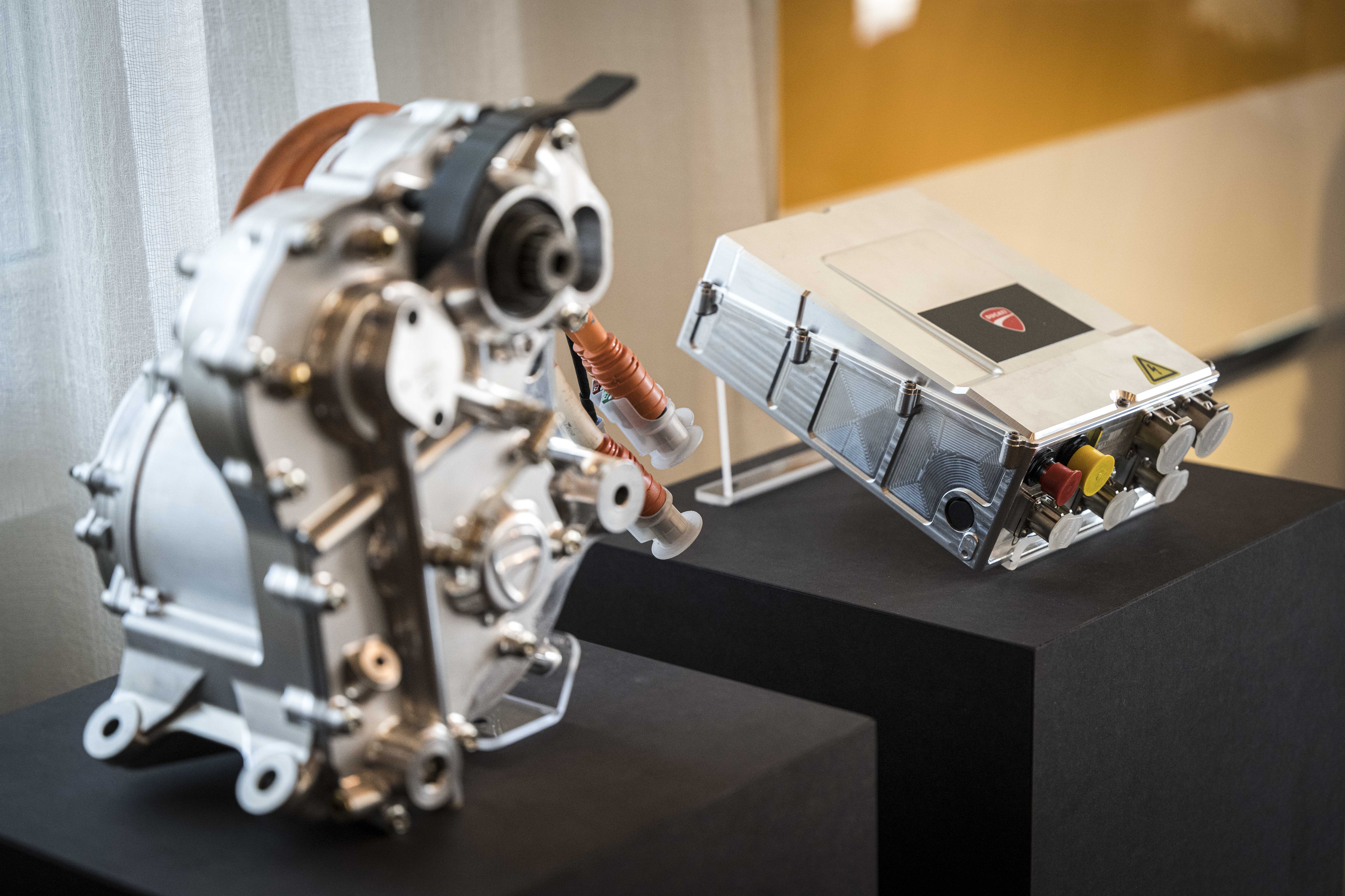 Ducati V21L Presentacion Italia (11)