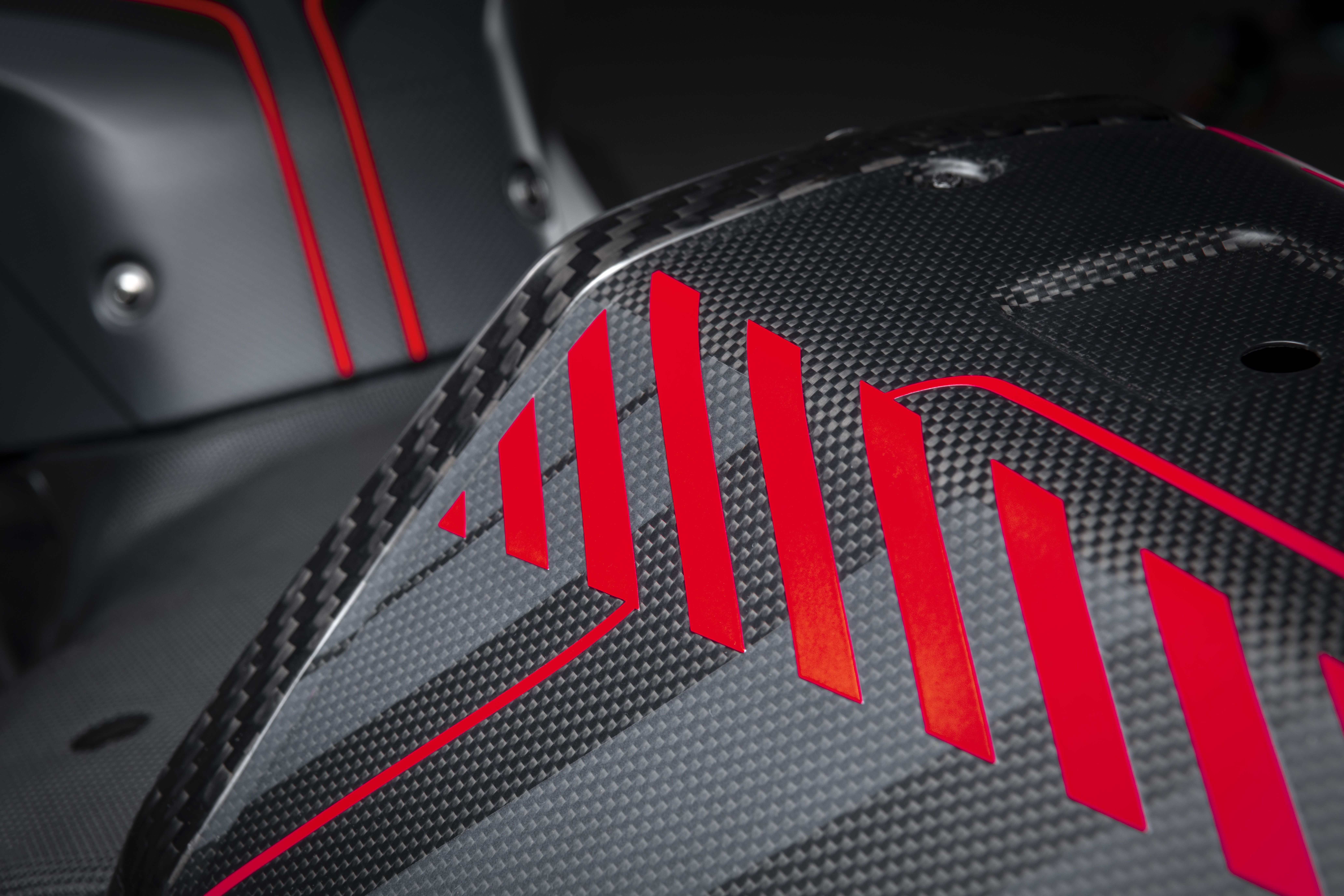 Ducati V21L Detalles (4)