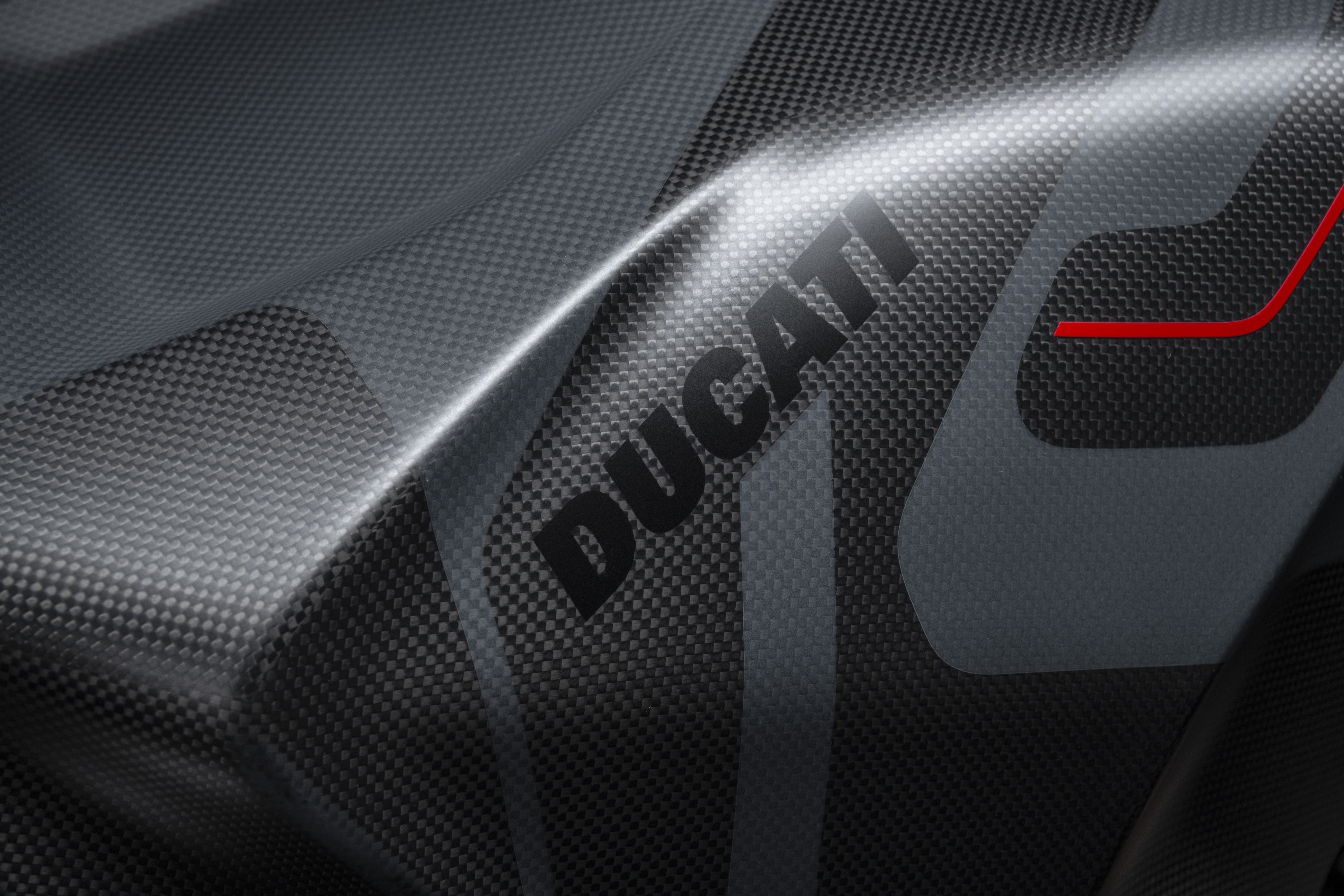 Ducati V21L Detalles (7)