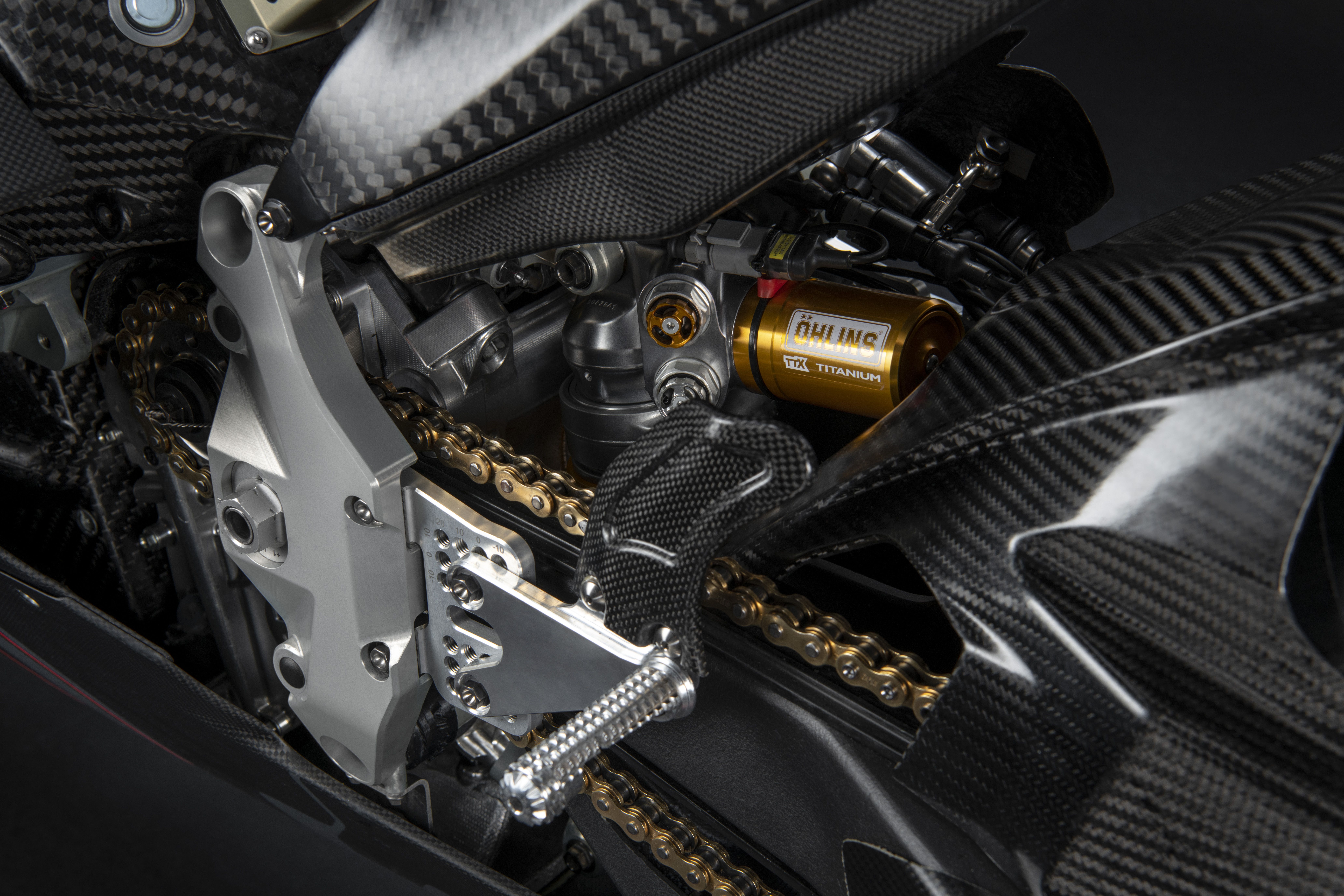 Ducati V21L Detalles (15)