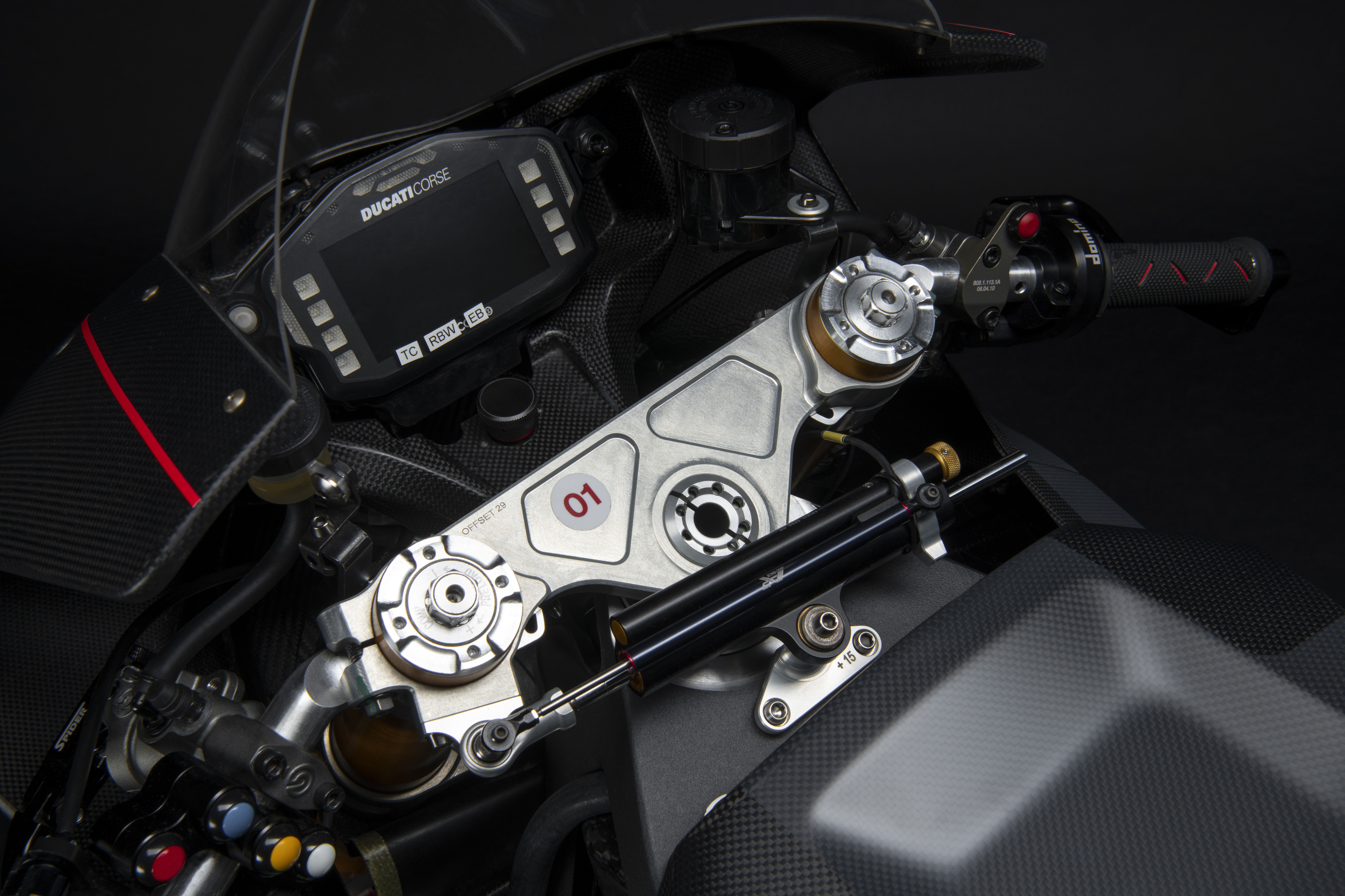 Ducati V21L Detalles (16)
