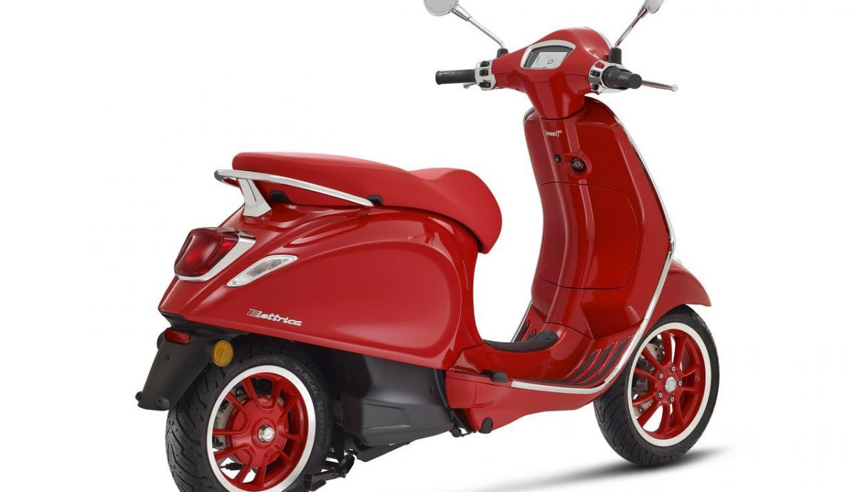 Vespa Elettrica Red