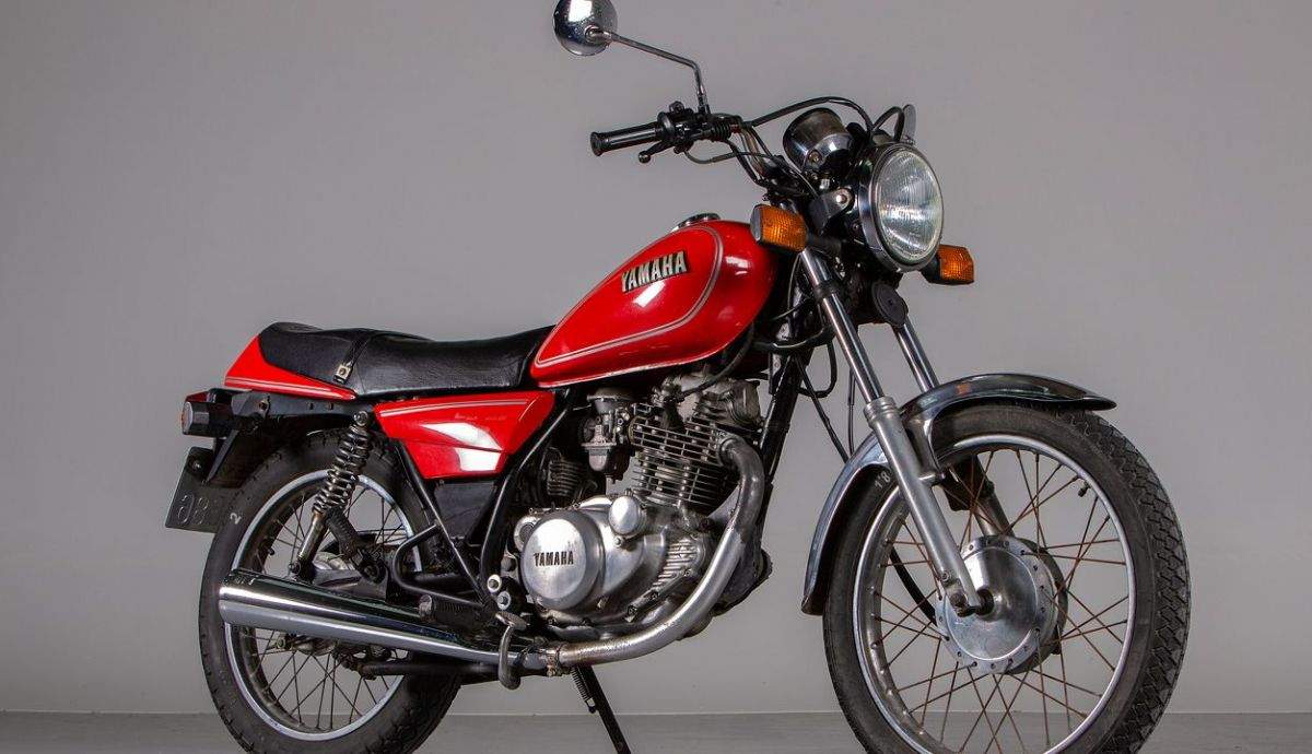 SR400の弟分！YAMAHA：SR250・稀少車 SR400の弟分！YAMAHA：SR250・稀少車 (ひぐ) 須恵のバイクの中古
