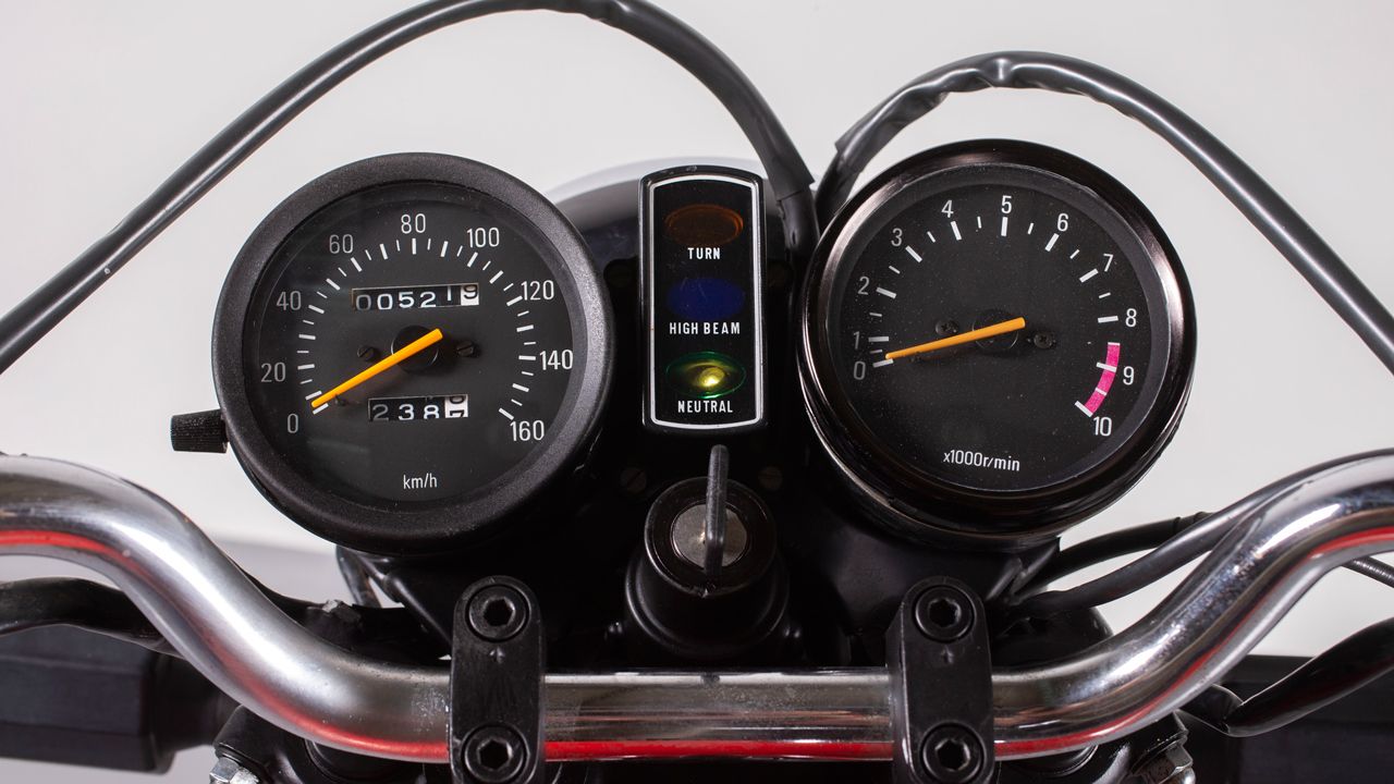 Yamaha SR250.