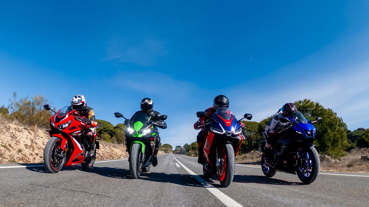 Comparativa supersport: Aprilia RS 660, Honda CBR650R, Kawasaki Ninja 650 y Yamaha YZF-R7.