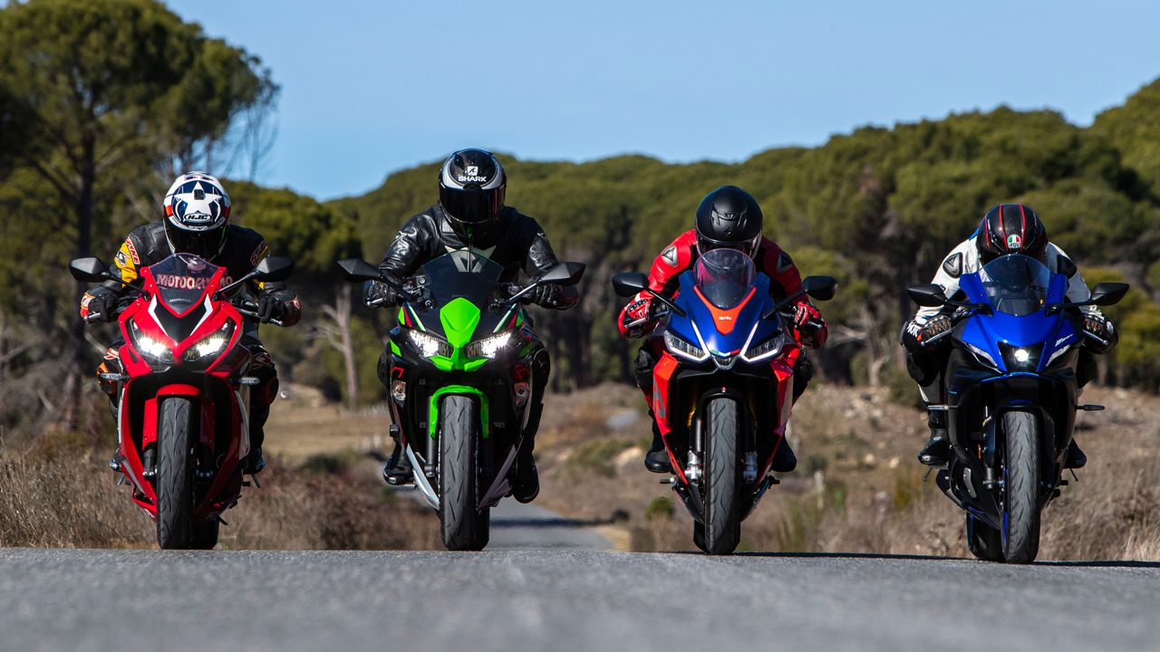 Comparativa supersport: Aprilia RS 660, Honda CBR650R, Kawasaki Ninja 650 y Yamaha YZF-R7.