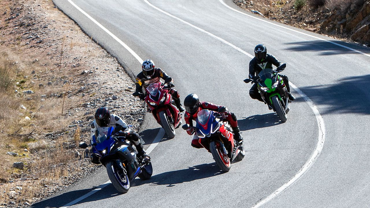 Comparativa supersport: Aprilia RS 660, Honda CBR650R, Kawasaki Ninja 650 y Yamaha YZF-R7.
