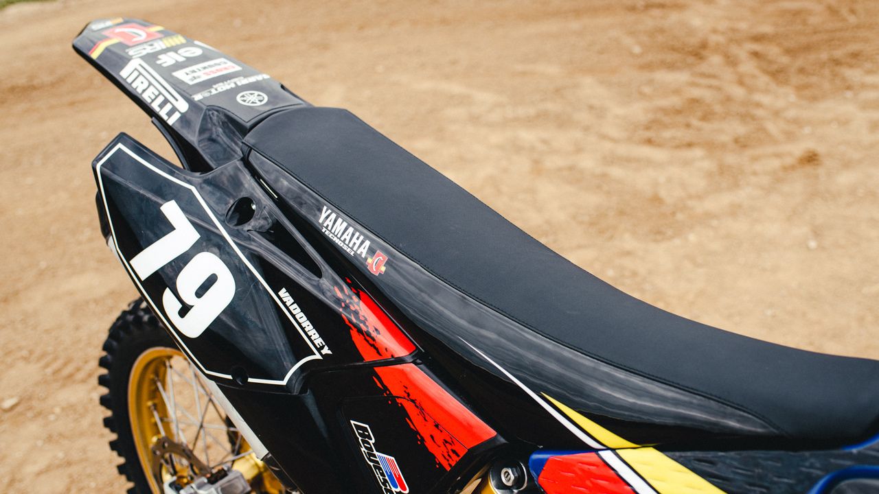Yamaha YZ 125 Chester réplica Bob Moore.