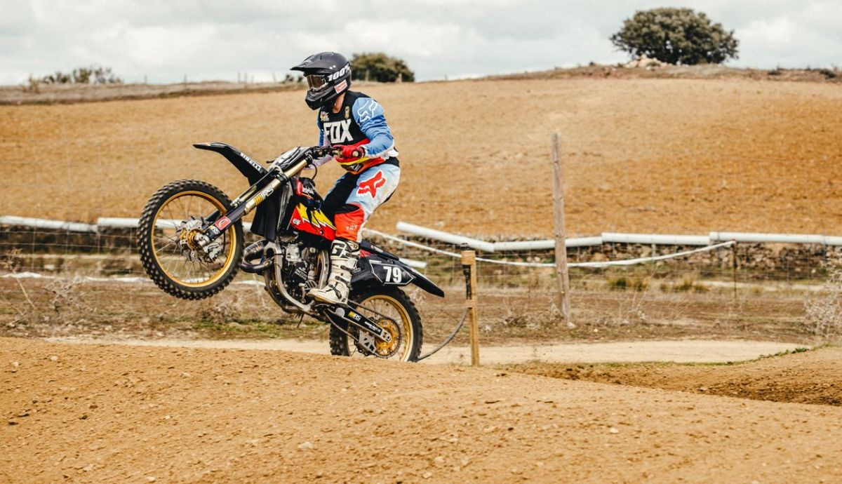 Prueba motocross Yamaha YZ 125 chester replica bob moore (3)