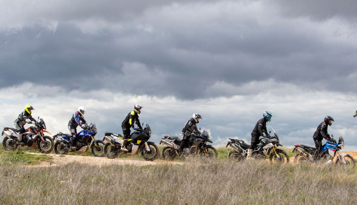 comparativa-trail-medias-aprilia-bmw-husqvarna-ktm-triumph-yamaha-13_7_1200x690.jpeg