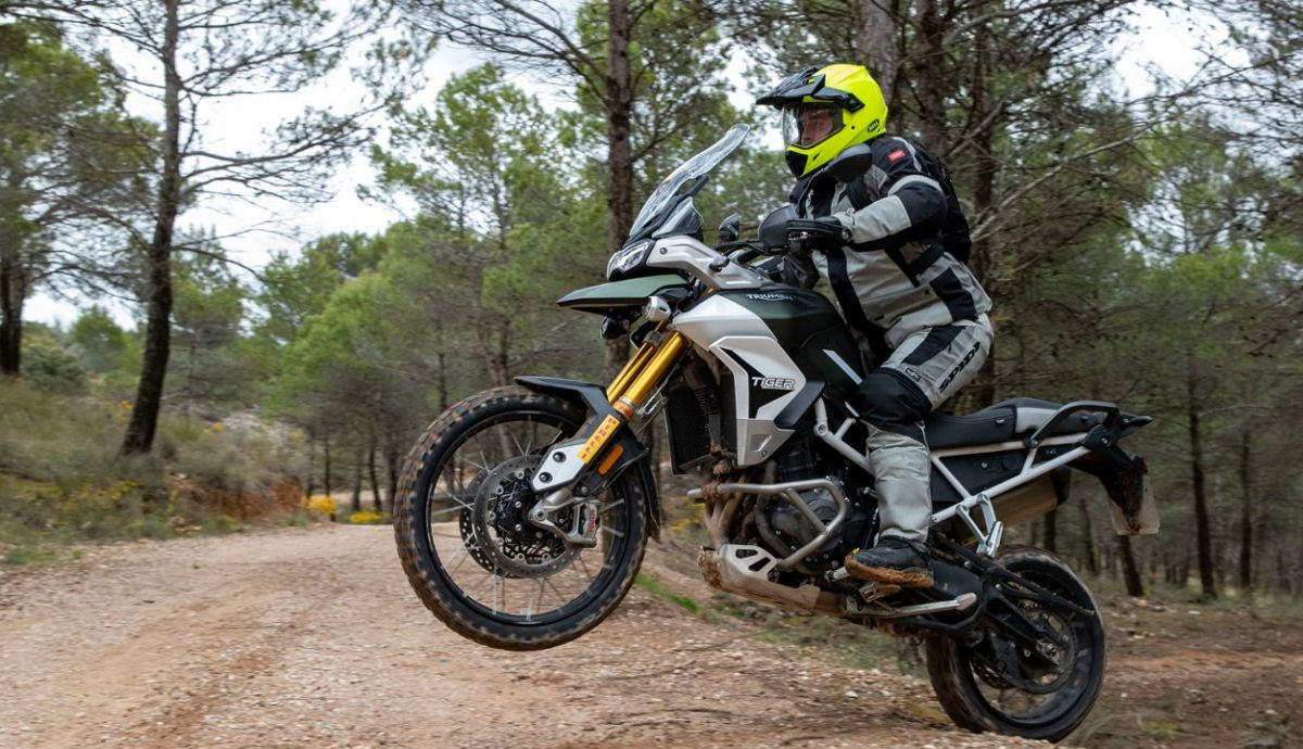 triumph-tiger-900-rally-sport-1_7_1200x690.jpeg