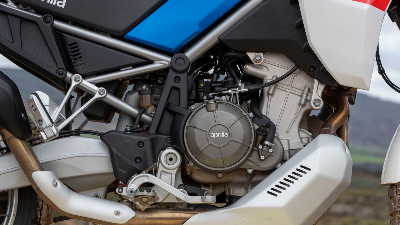 Aprilia Tuareg 660.