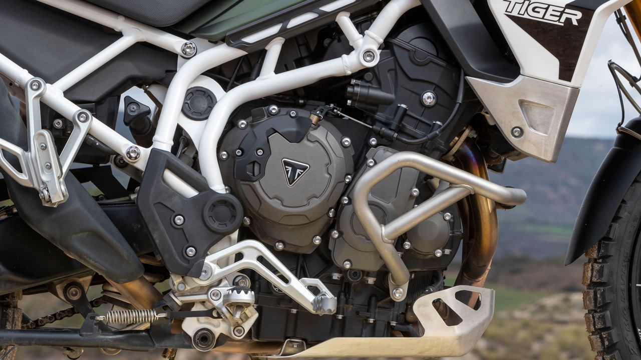 Triumph Tiger 900 Rally Sport.
