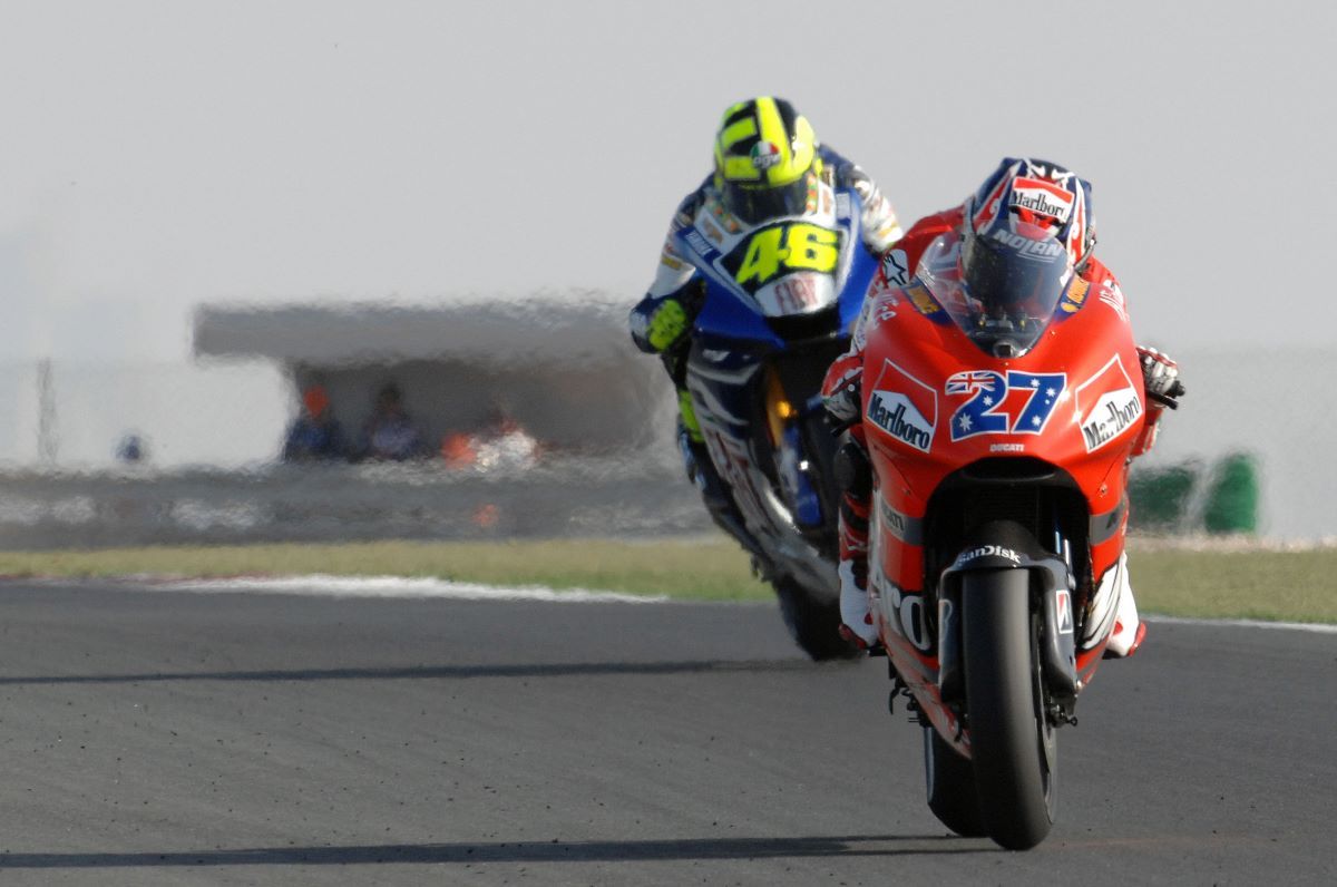 Casey Stoner en Qatar 2007. Fuente: Gold & Goose