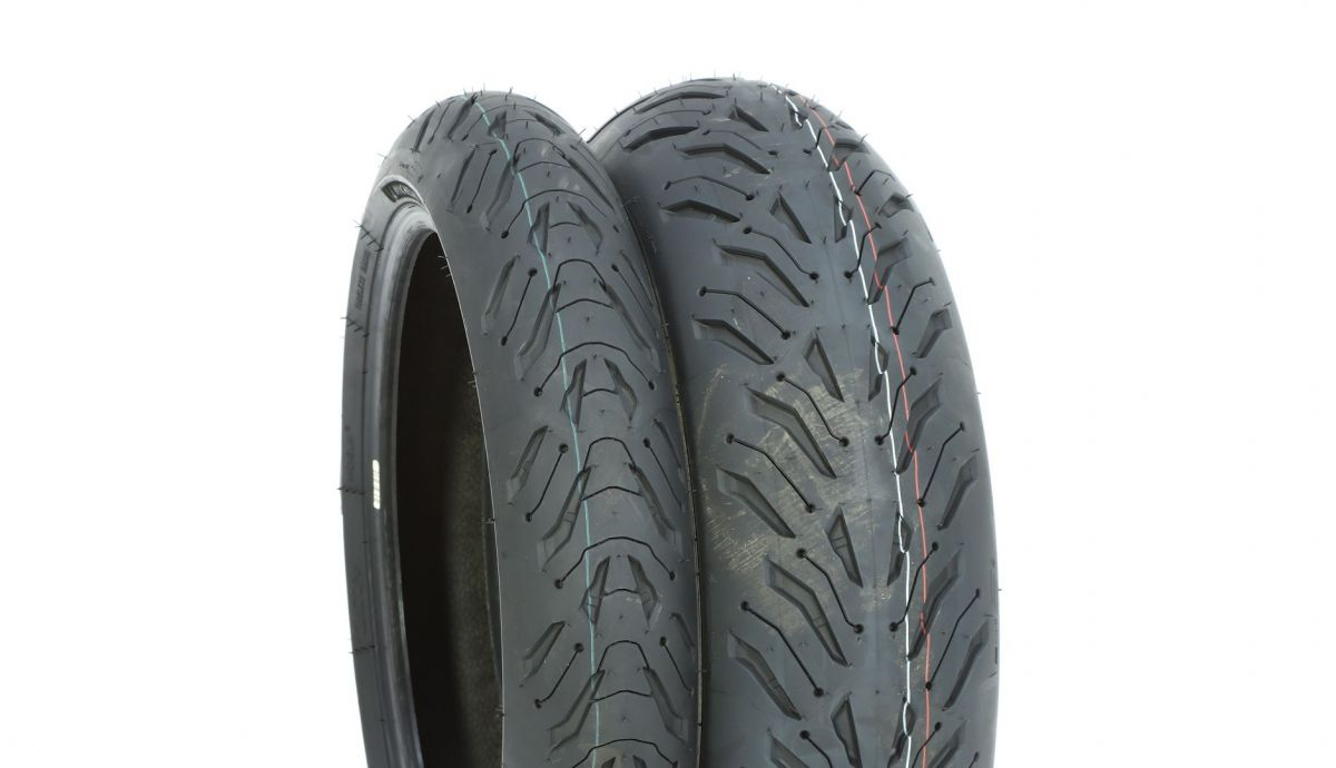 Michelin Road 6GT (4) Michelin Road 6GT (4)