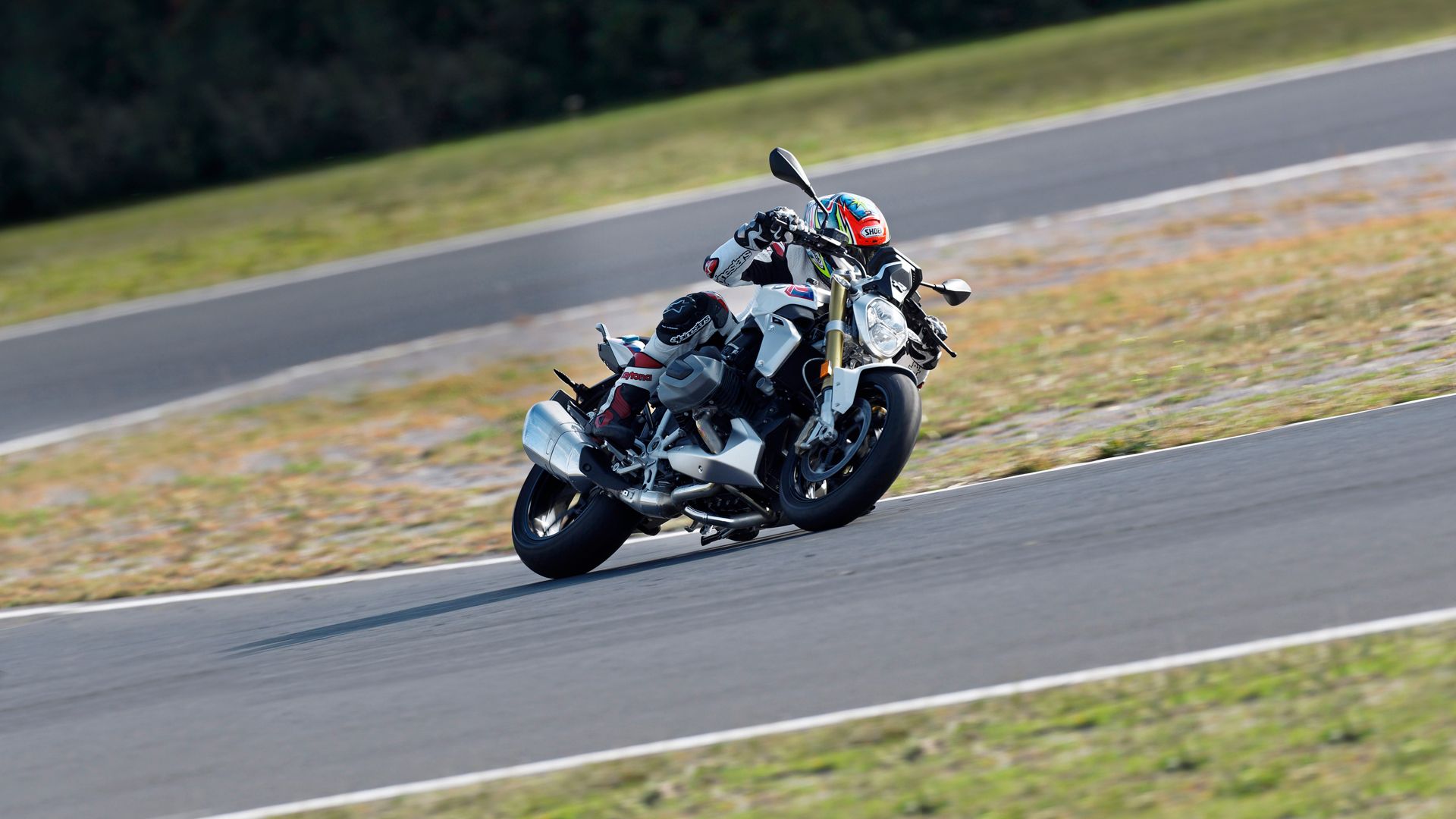 Michelin Road 6 (7)