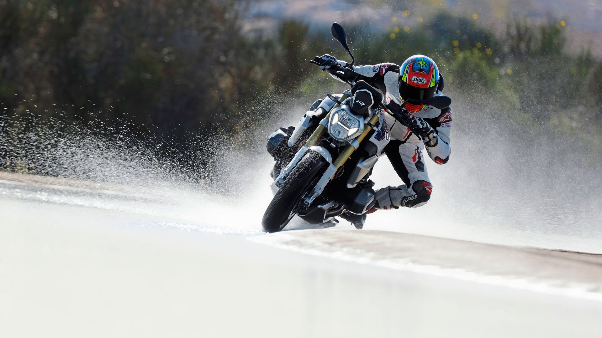 Michelin Road 6 (9)