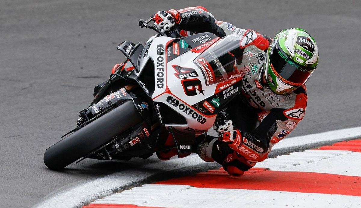 Tommy Bridewell se coló entre las Yamaha para lograr dos podios en Brands Hatch