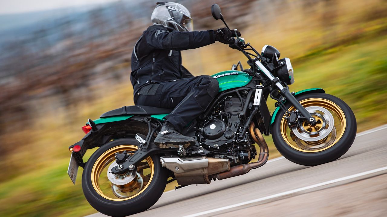 Kawasaki Z650 RS 2022 (2)