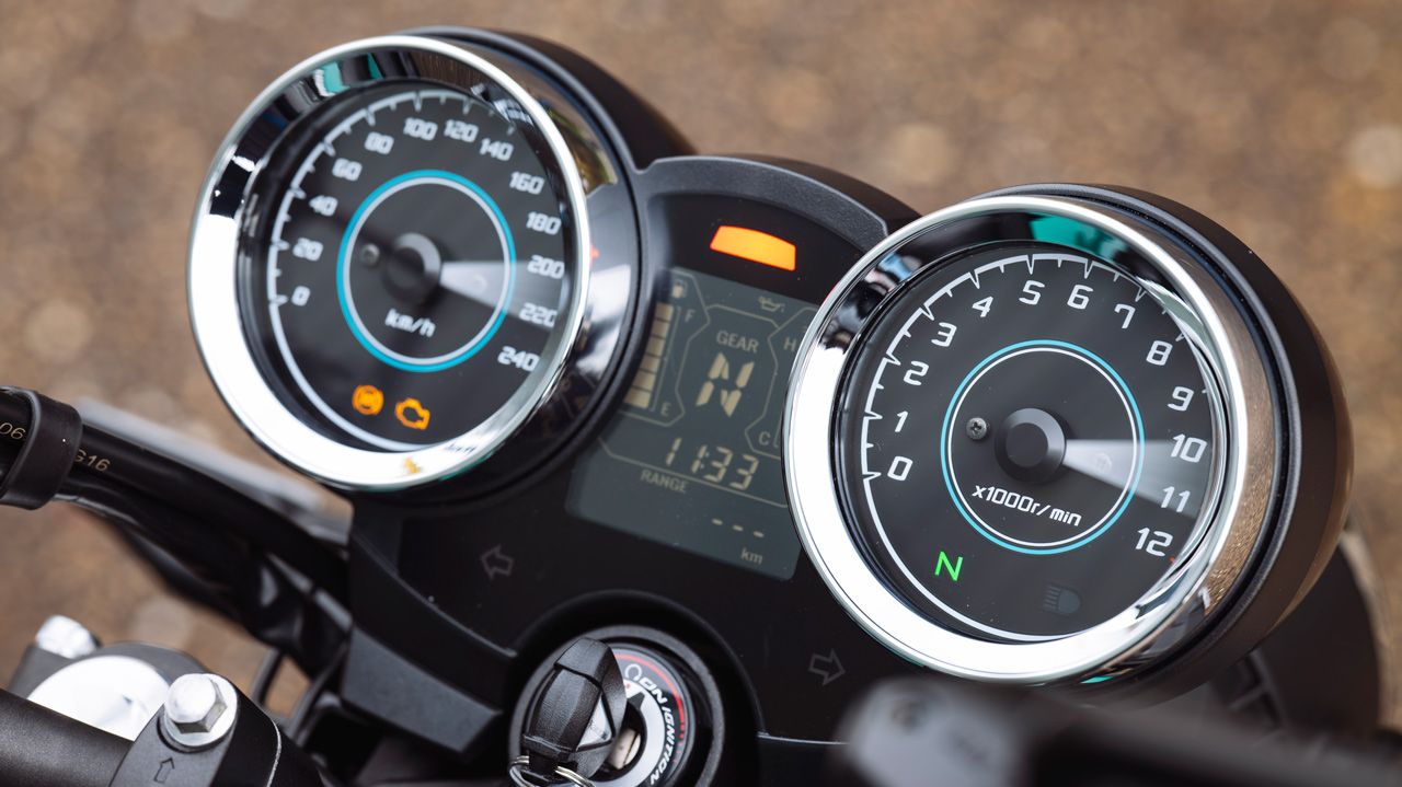 Kawasaki Z650 RS 2022 (5)