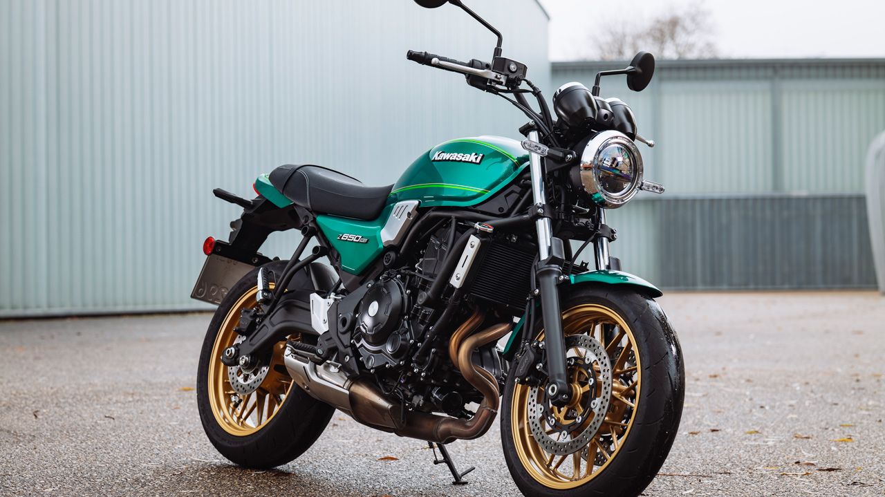 Kawasaki Z650 RS 2022 (12)