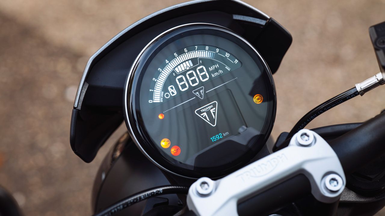 Triumph Trident 660 2022 (8)