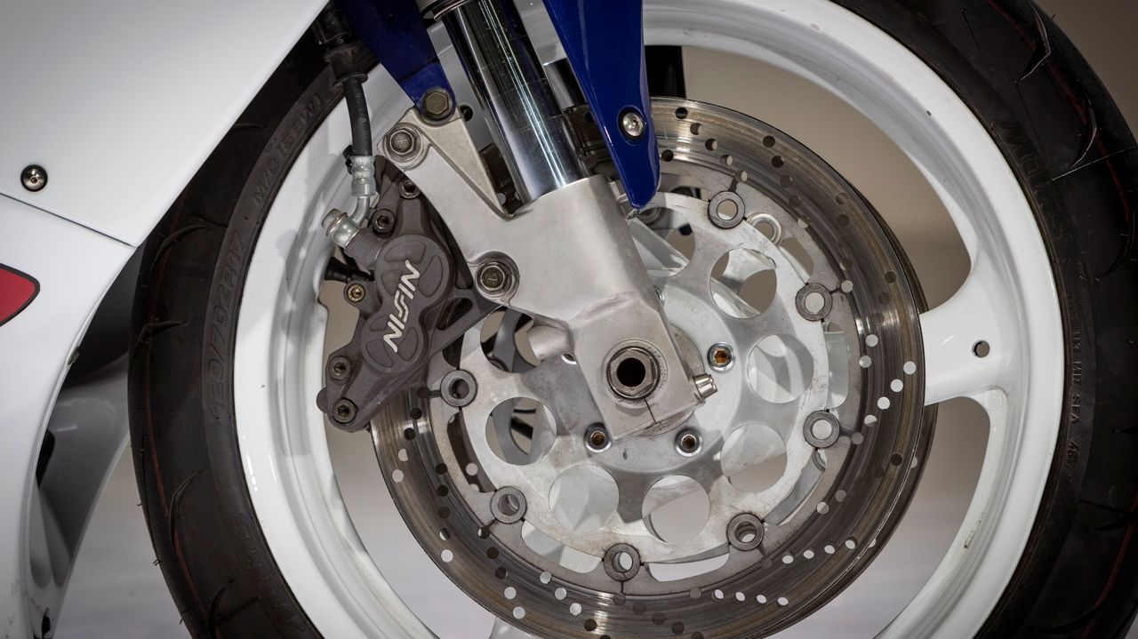 Suzuki GSX R1100 1990.