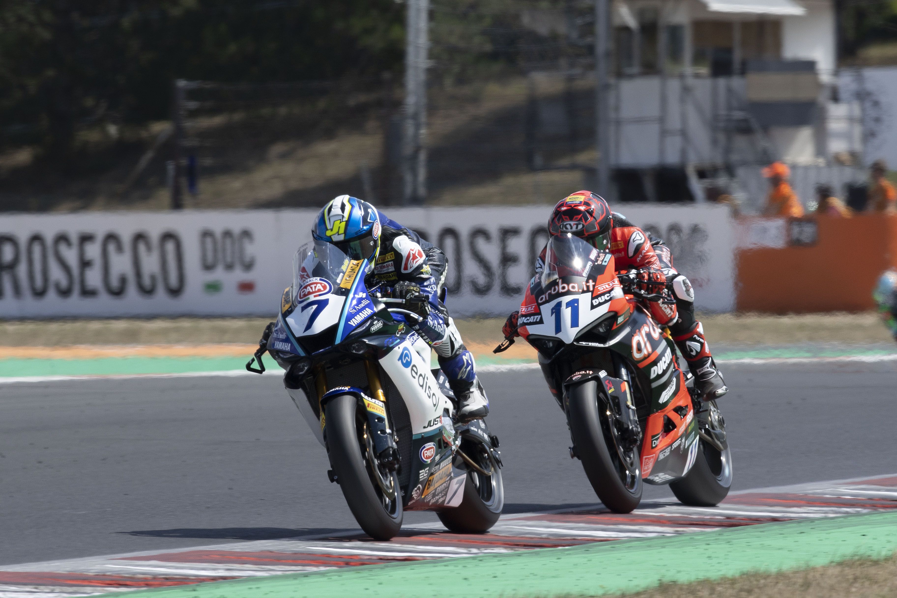 Lorenzo Baldassarri lidera ante Nicolò Bulega, WSS Most 2022