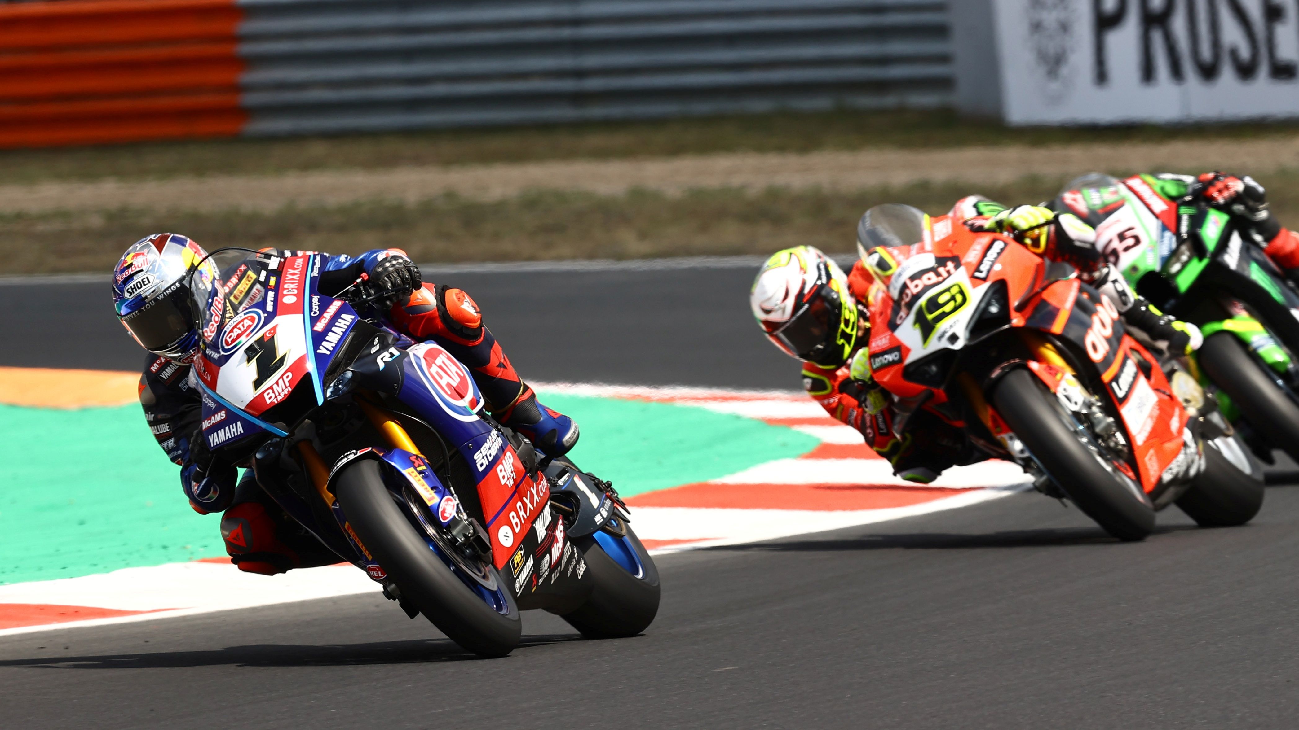 Toprak Razgatlioglu seguido por Álvaro Bautista y Jonathan Rea
