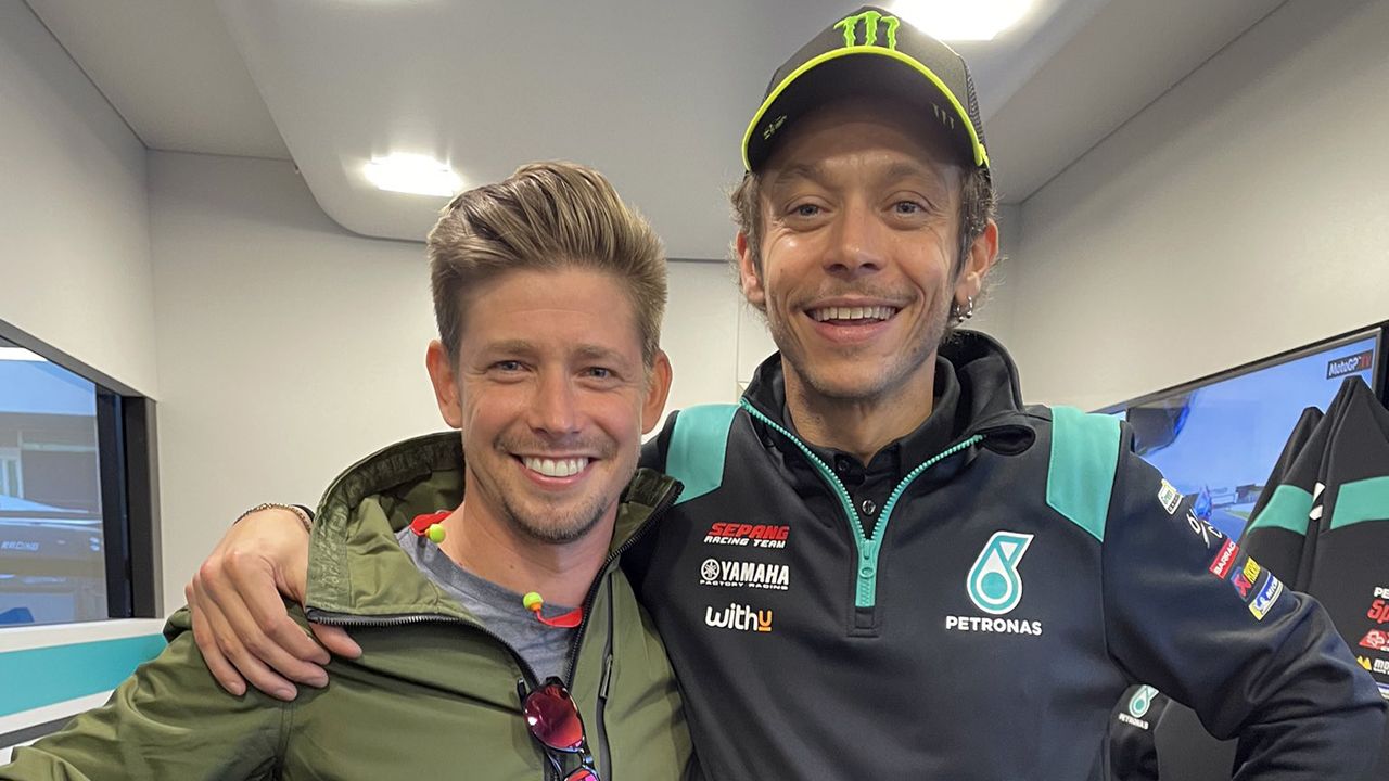 Casey Stoner y Valentino Rossi se han convertido en consejeros de Pecco Bagnaia.